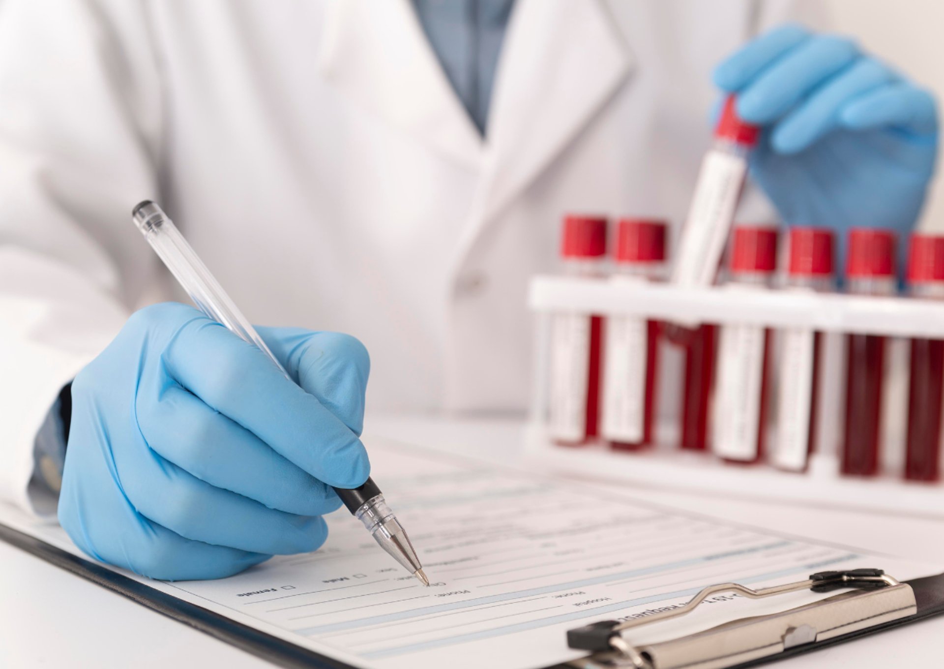 gray computer monitor