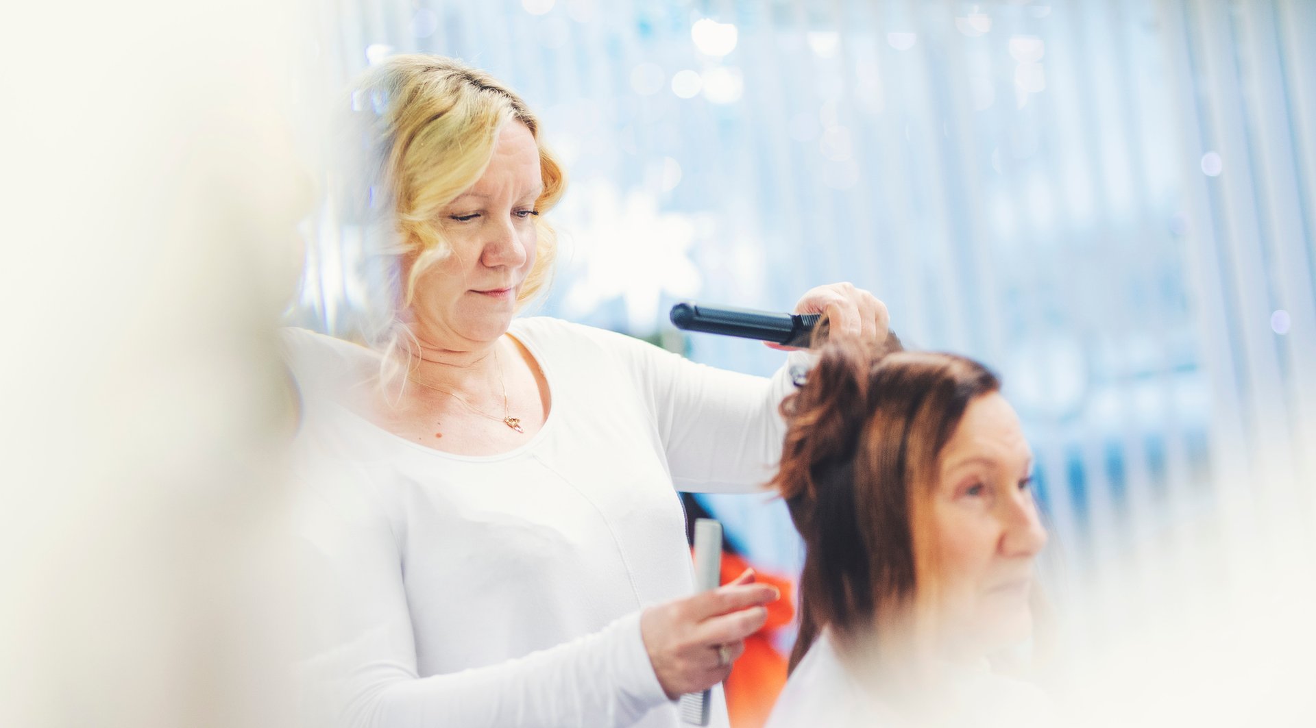 photo of saloon interior view
