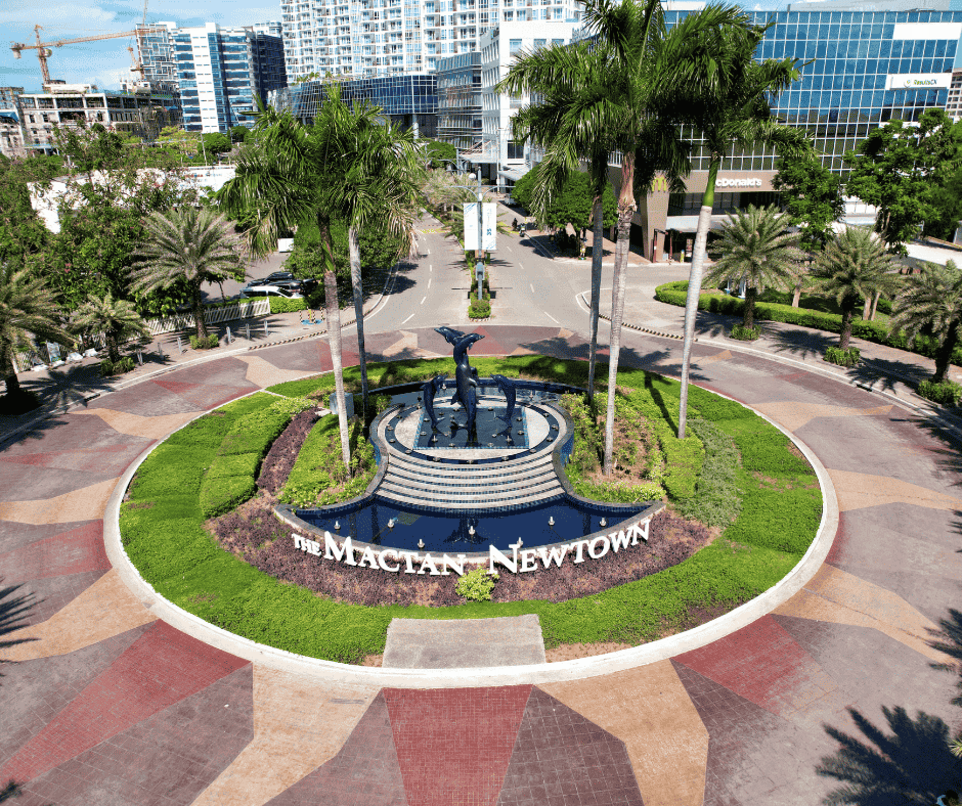 gray computer monitor