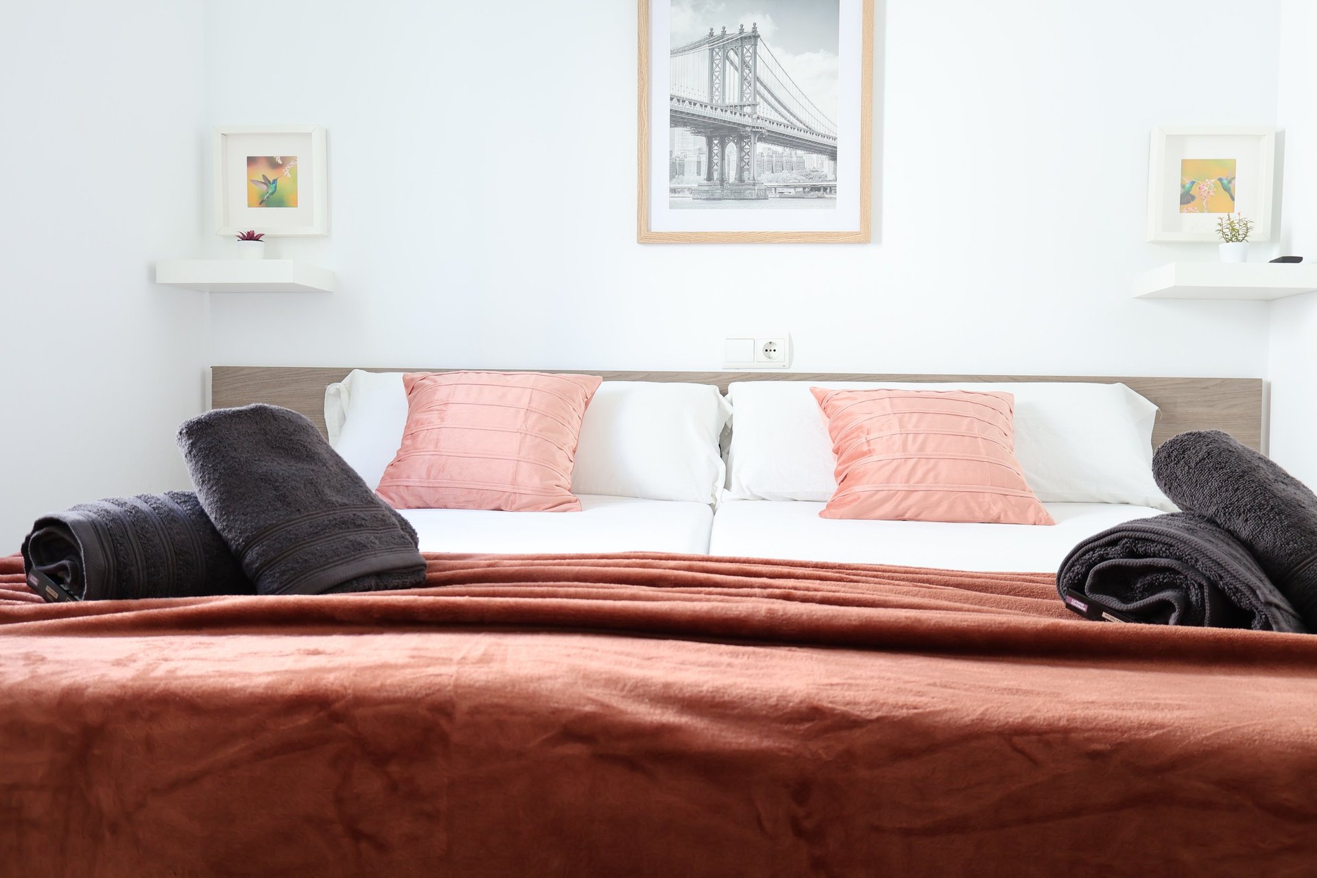 black and white bed linen