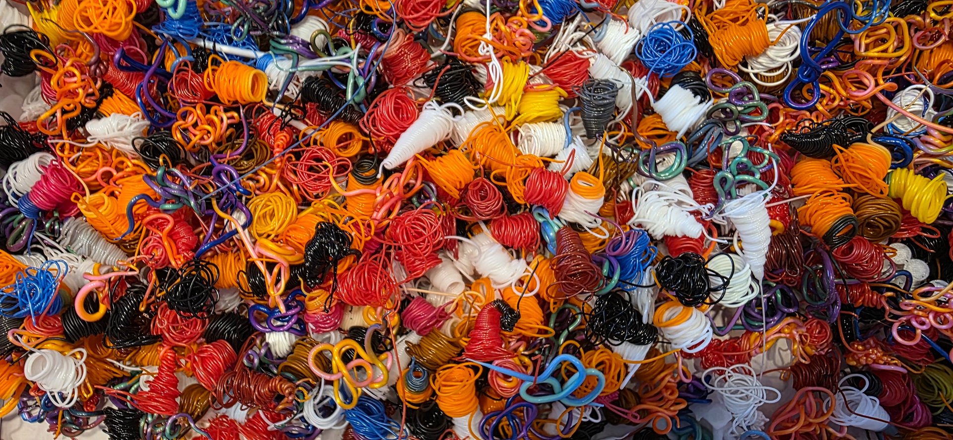 black and white bed linen