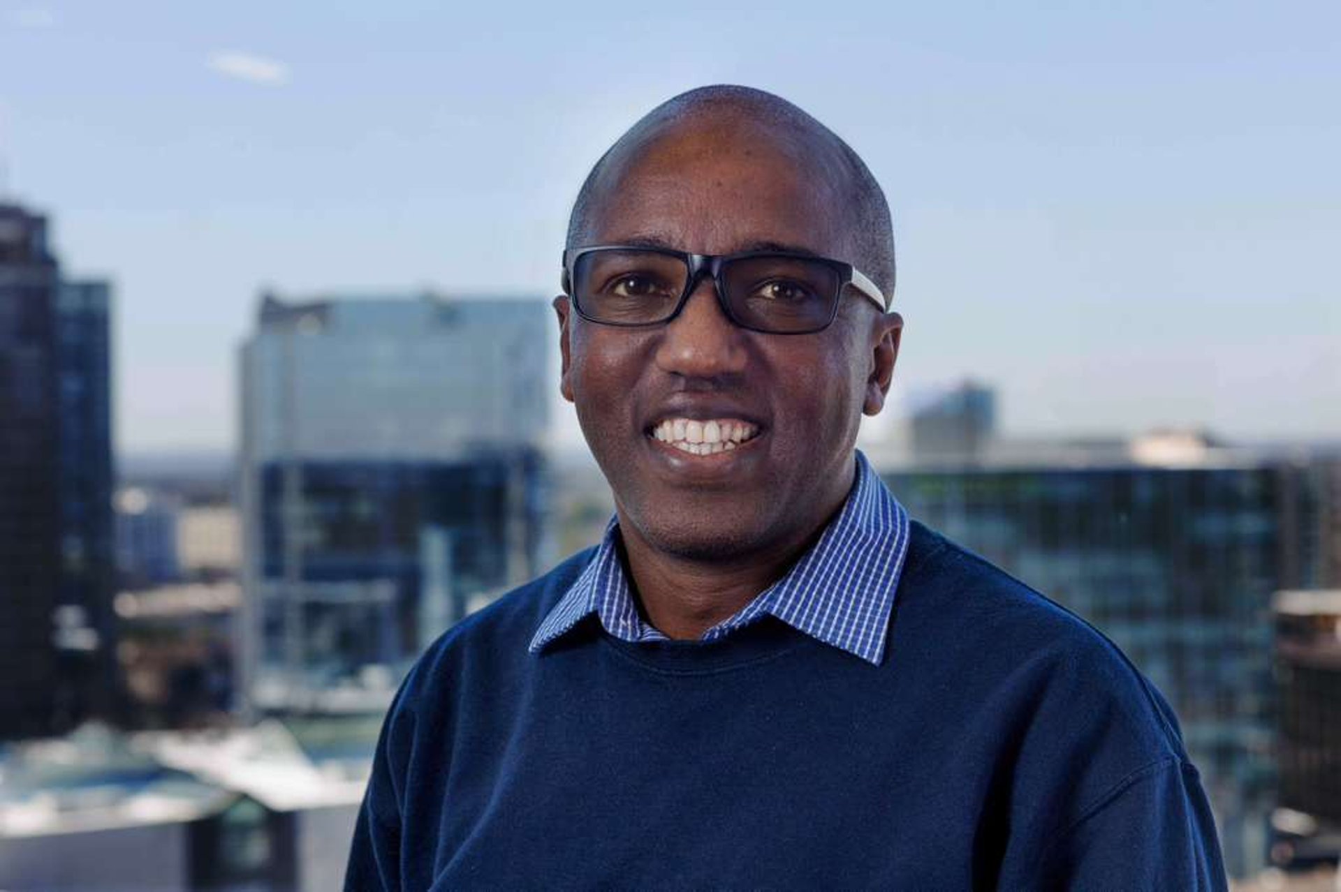 black and white bed linen