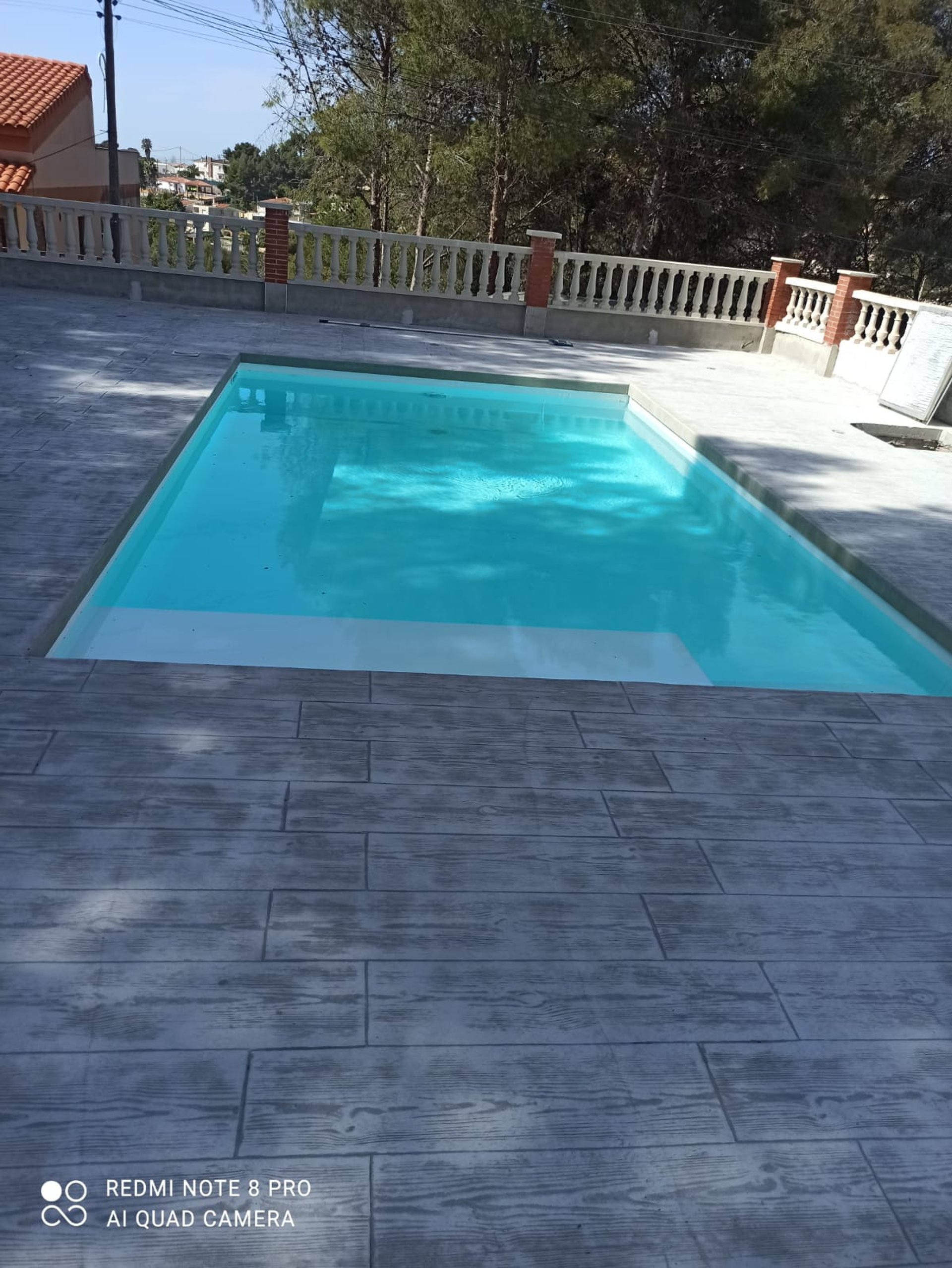 black and brown leather padded tub sofa