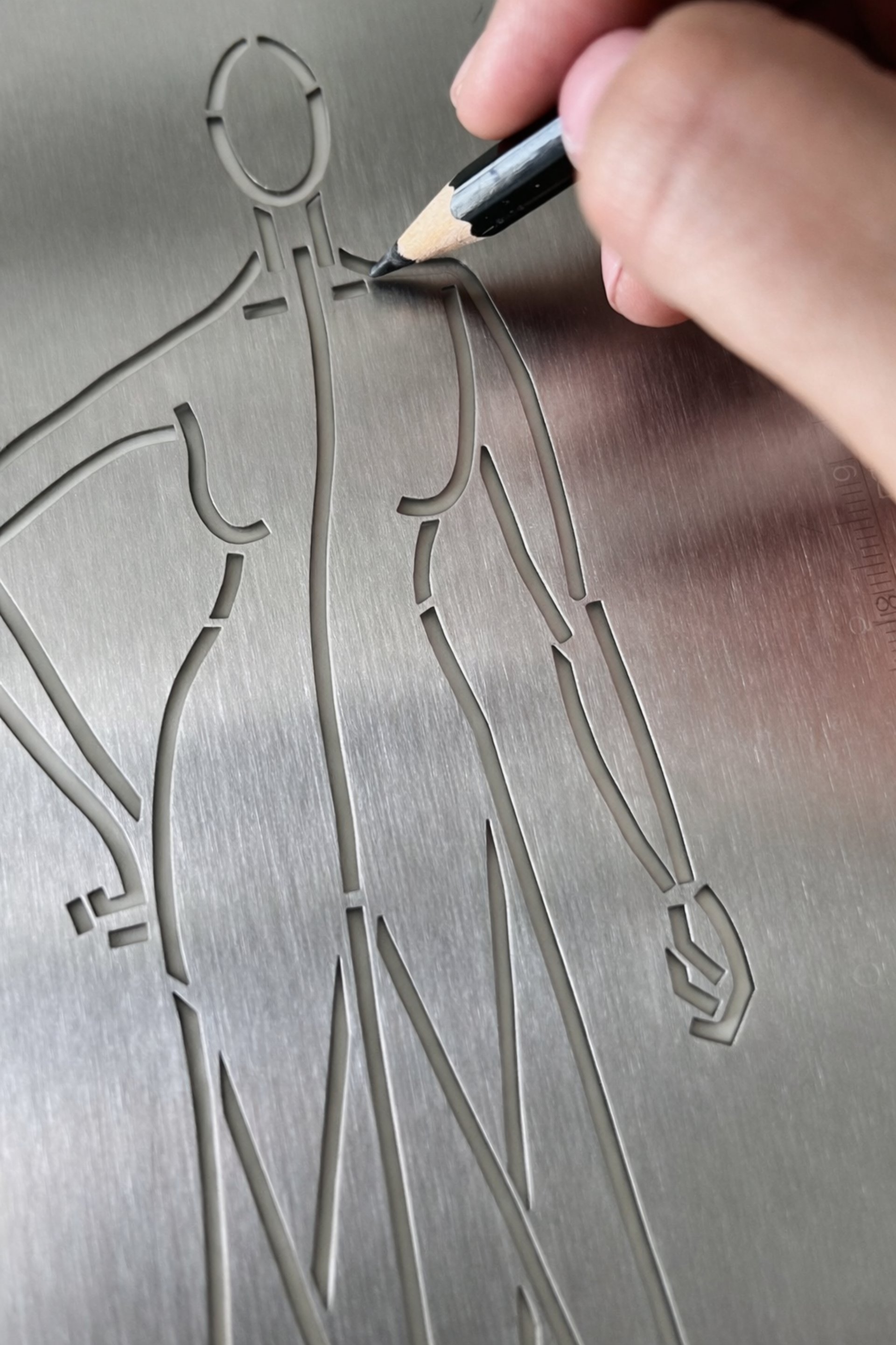 black and white bed linen