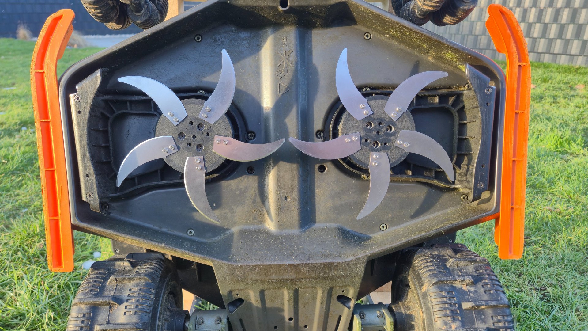 Mammotion LUBA 1 / LUBA 2 / LUBA 2 AWD X Sichel-Star-Klingen-Drehteller-Umrüstsatz