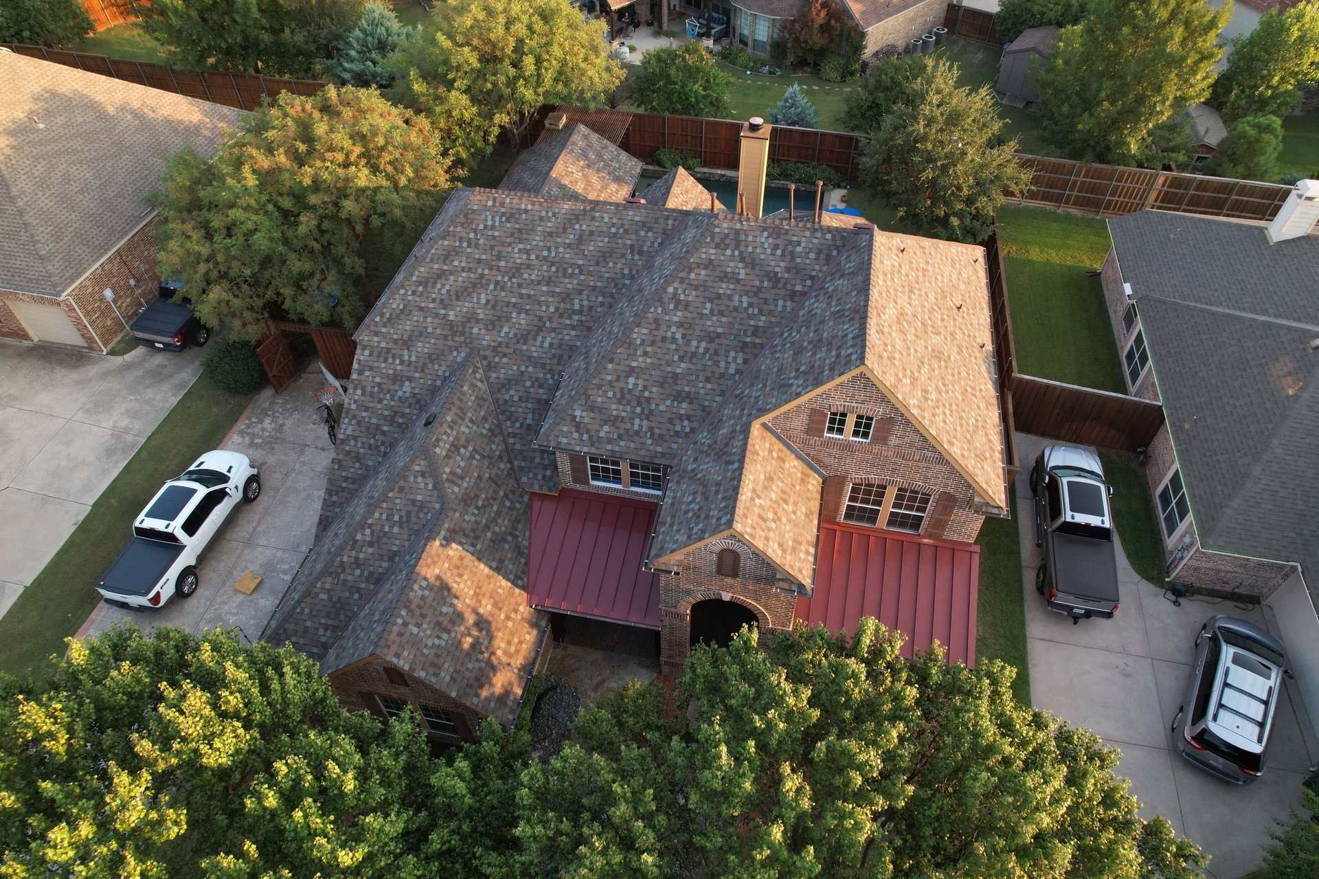 black and white bed linen