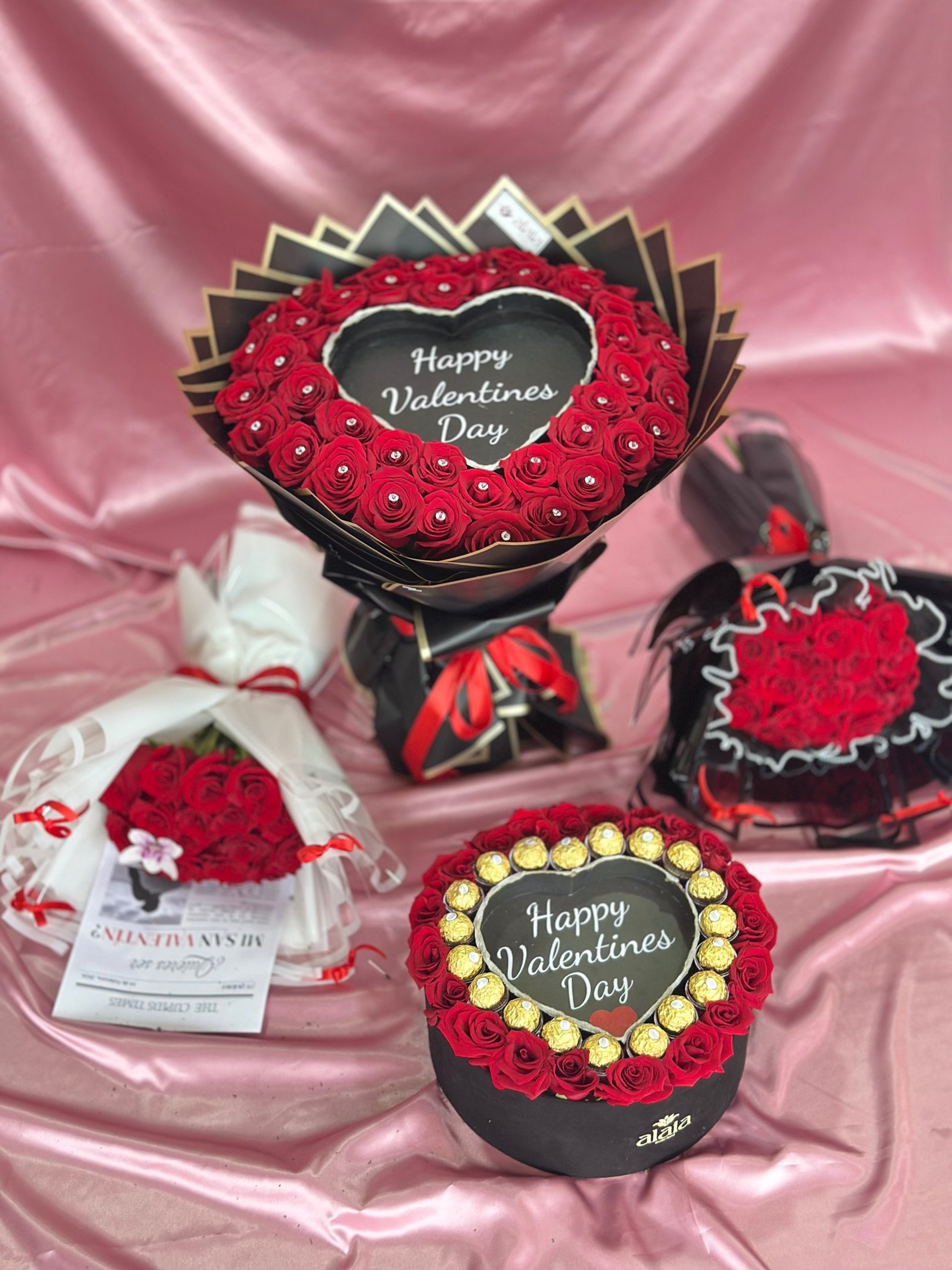 black and white bed linen