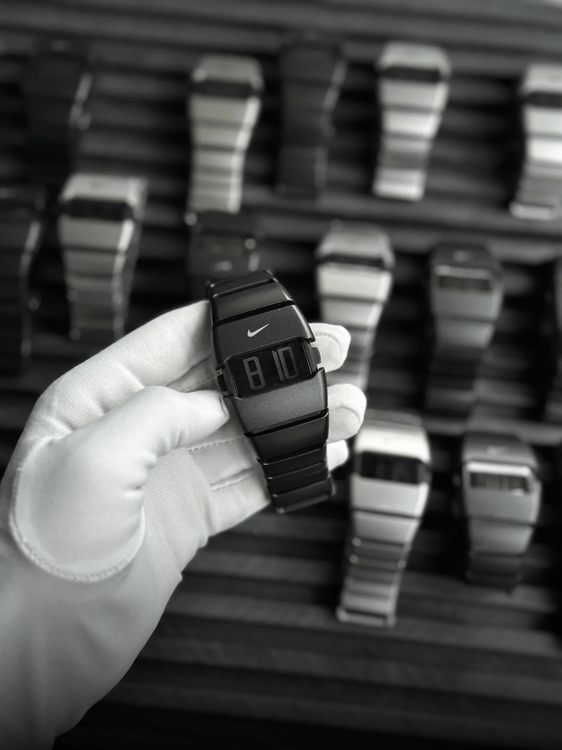 black and white bed linen