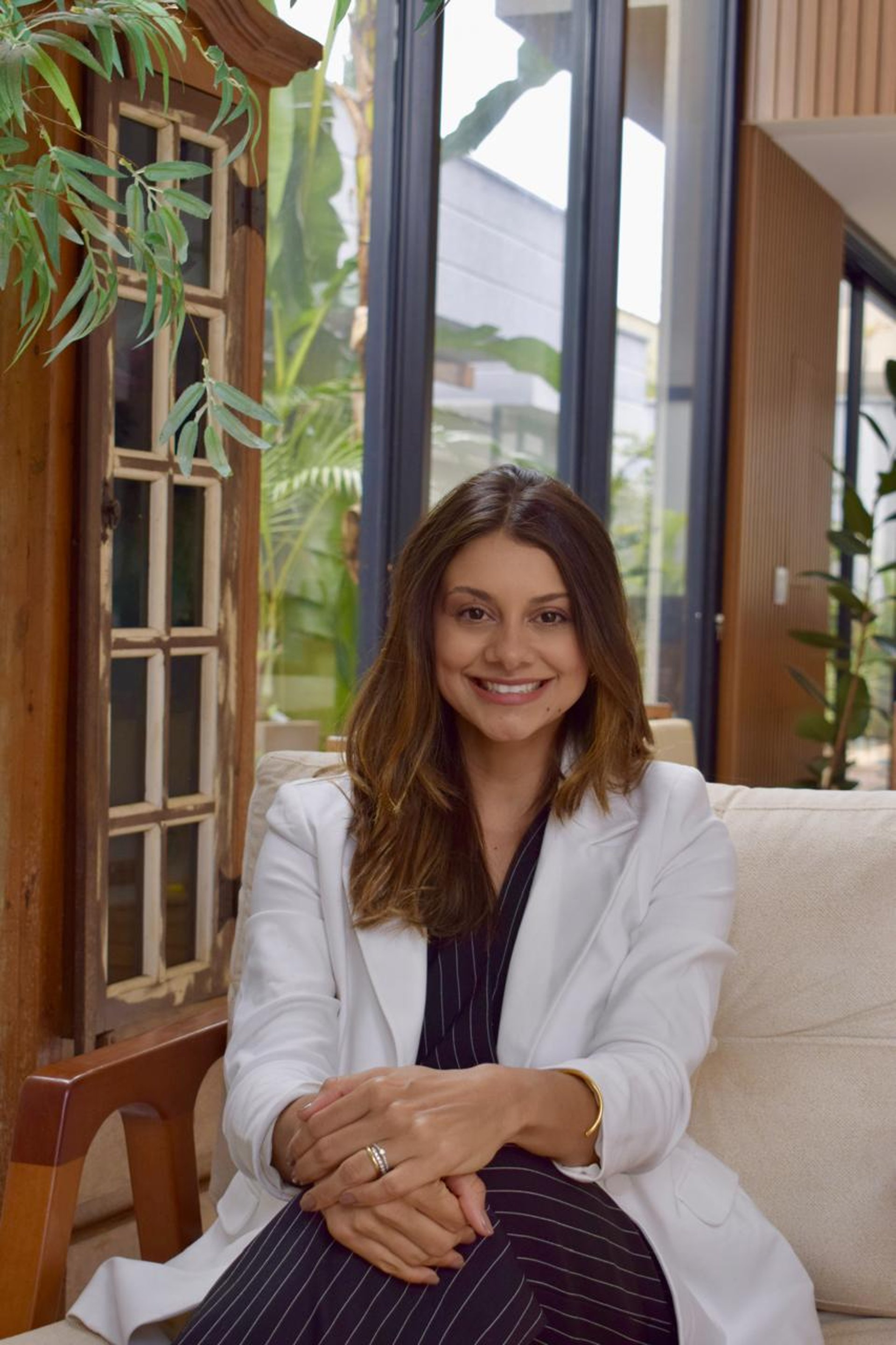 black and white bed linen