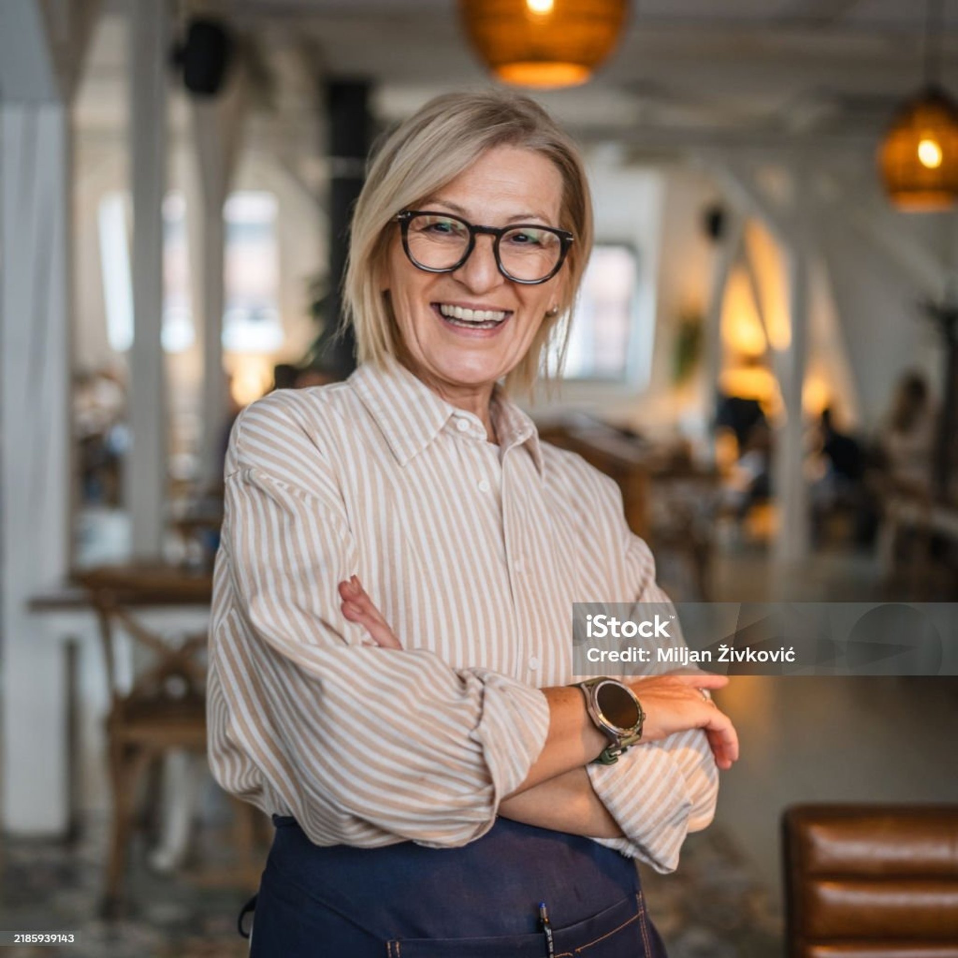 black and brown leather padded tub sofa