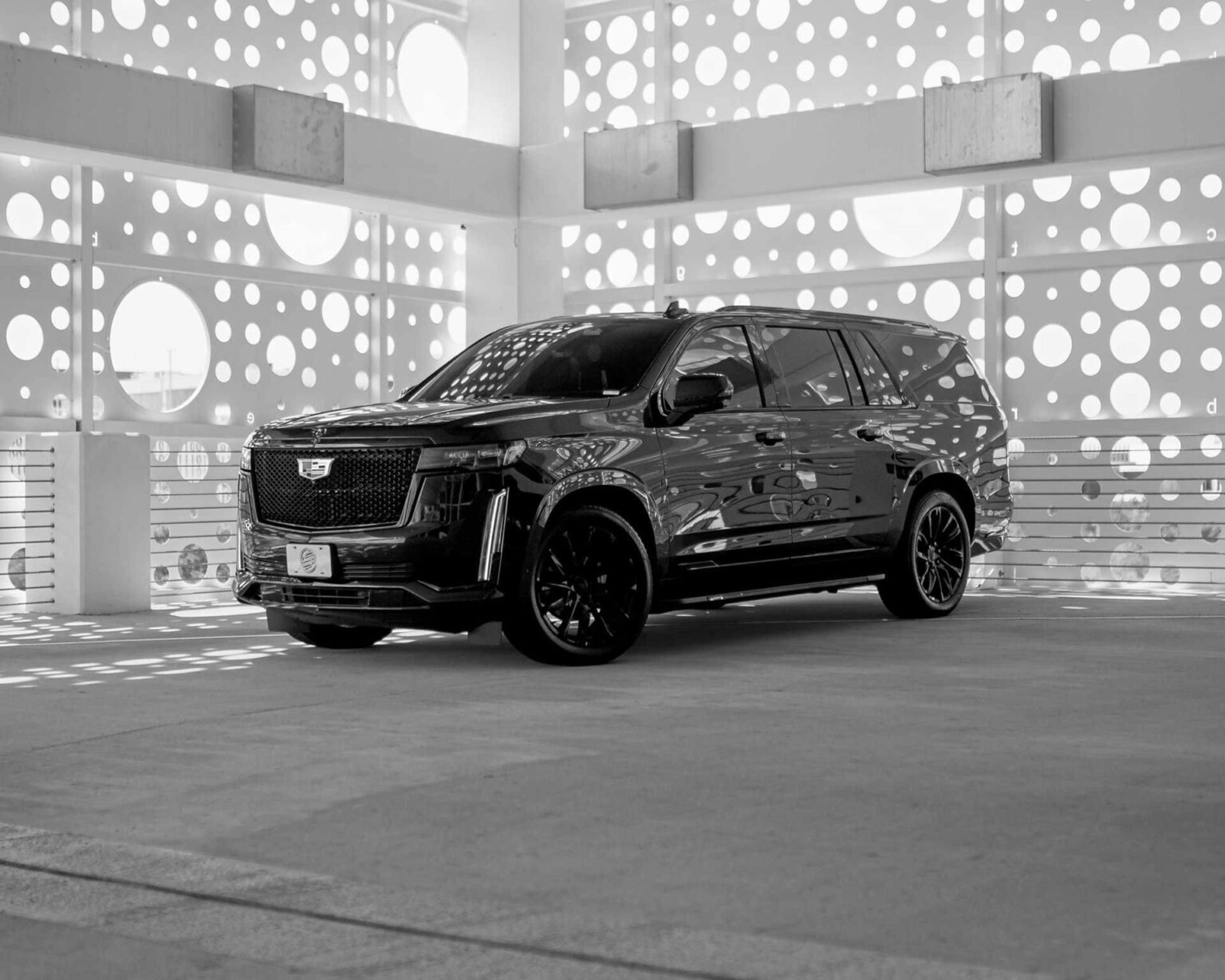 black and white bed linen