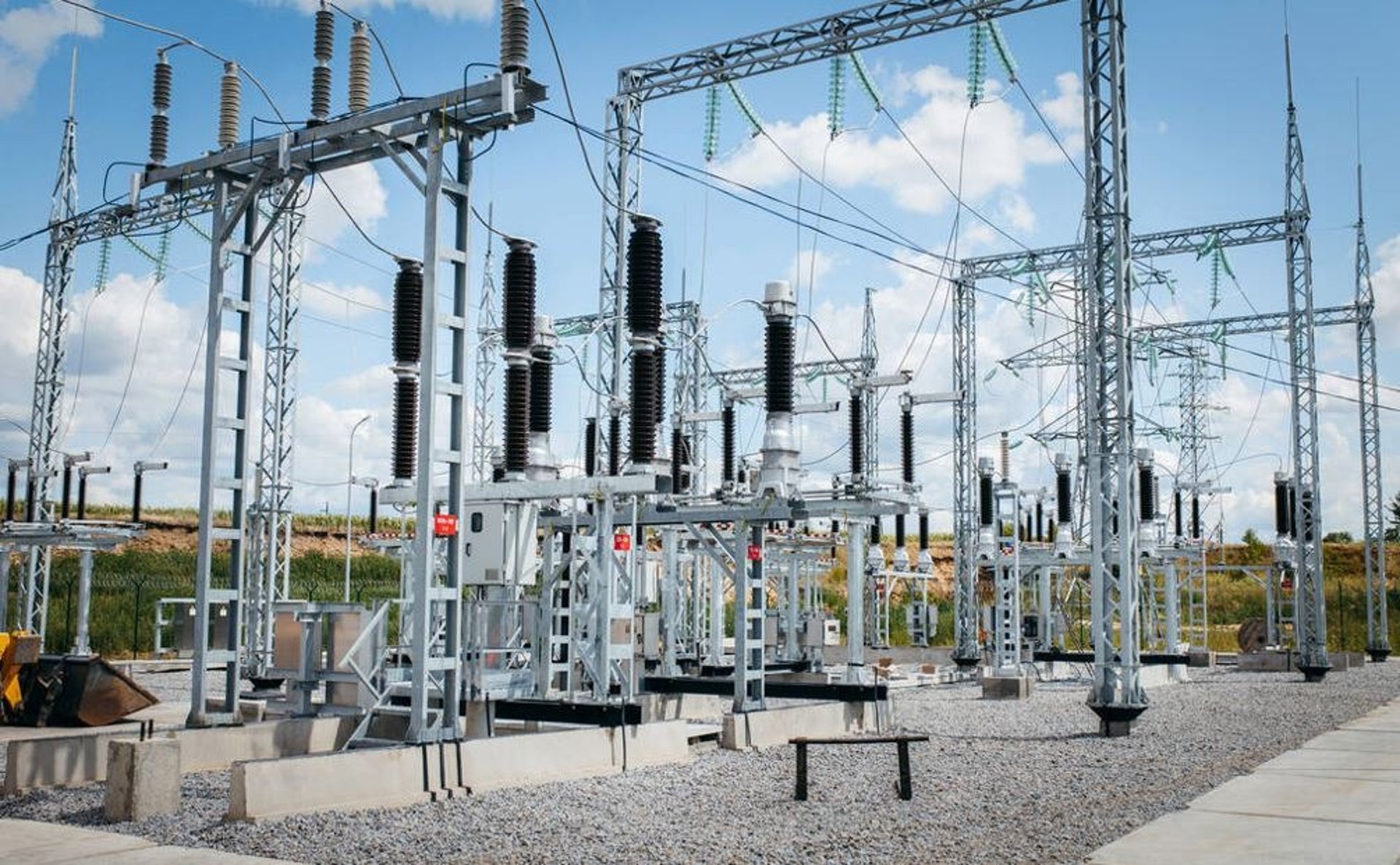 black and brown leather padded tub sofa