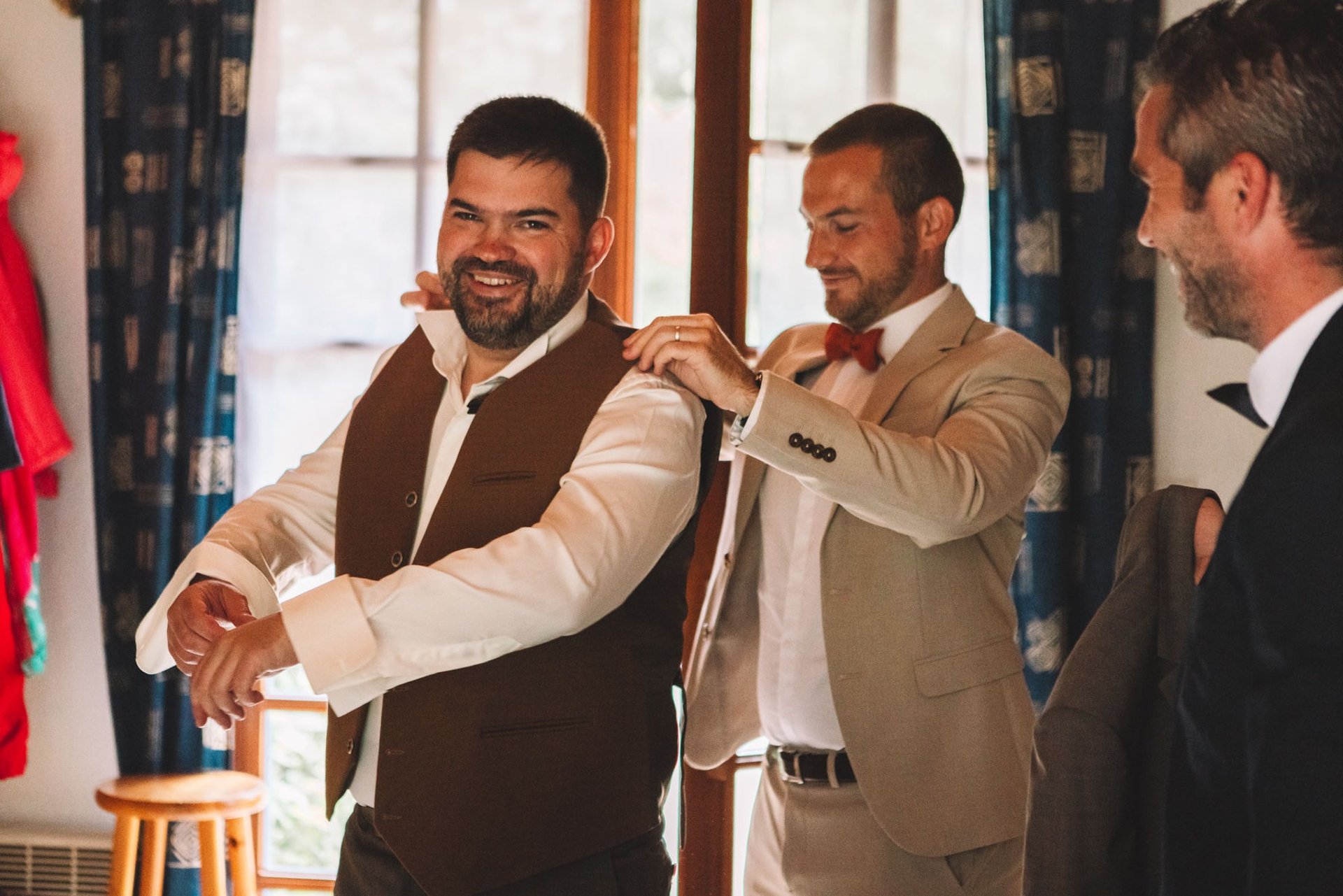 an abstract photo of a curved building with a blue sky in the background