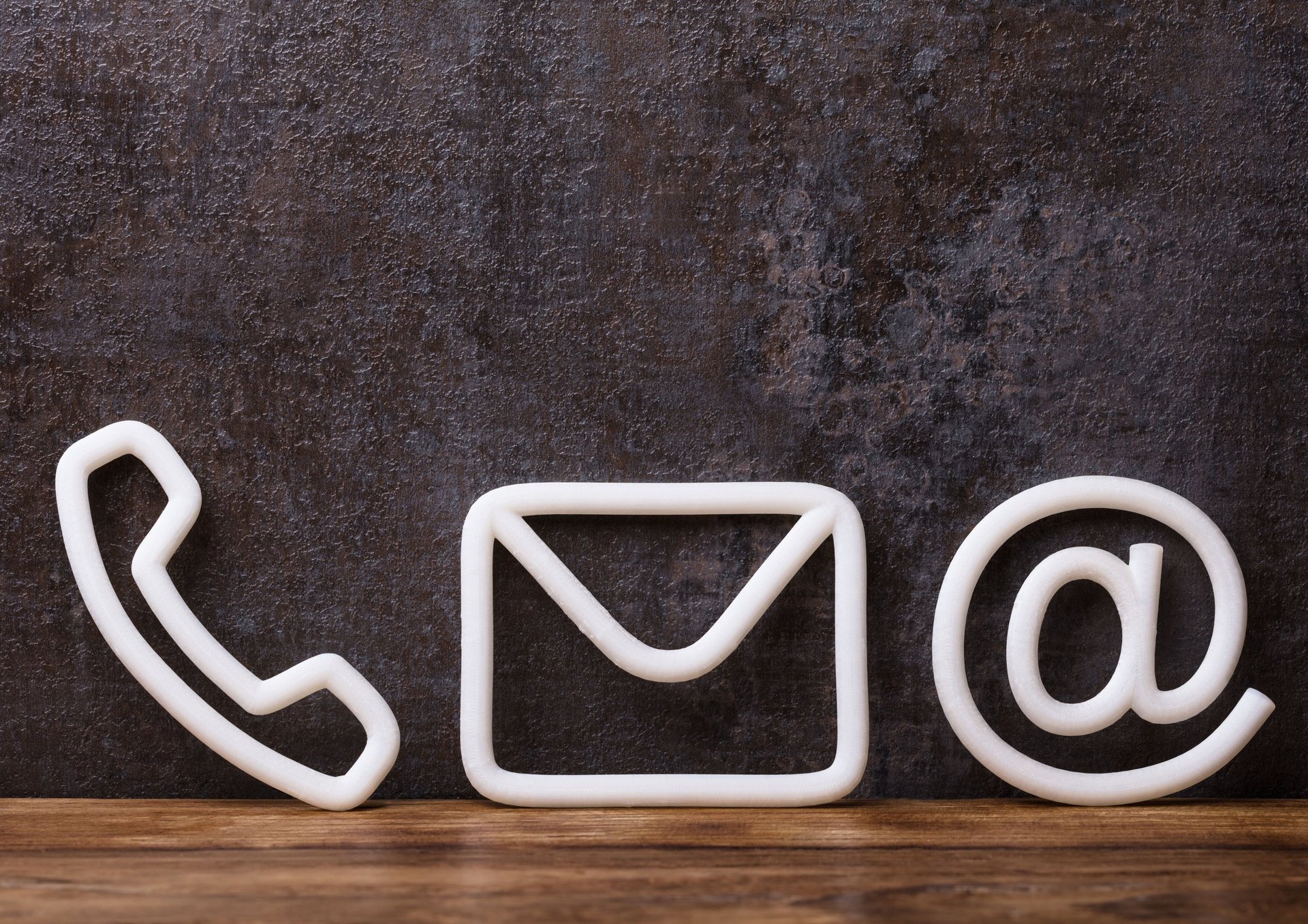 gray computer monitor