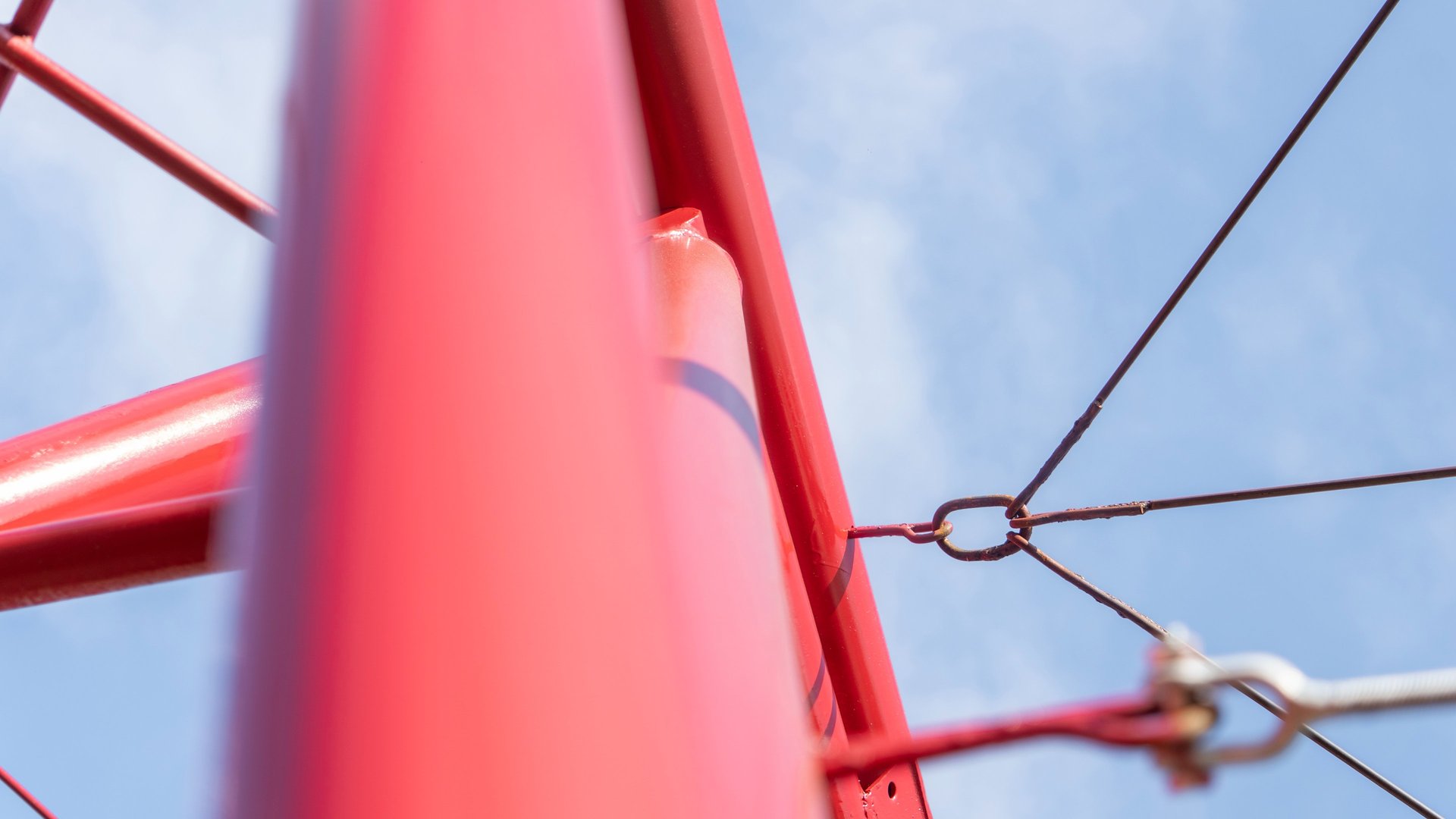 black and white bed linen