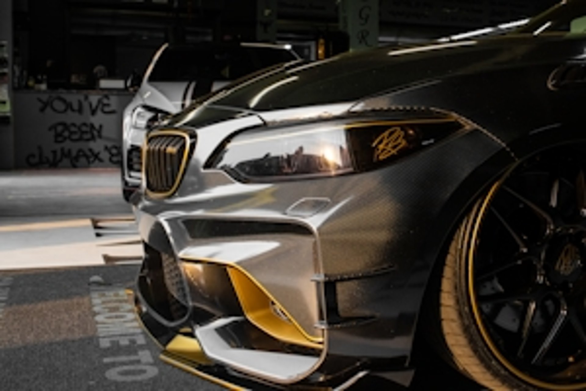 black and white bed linen