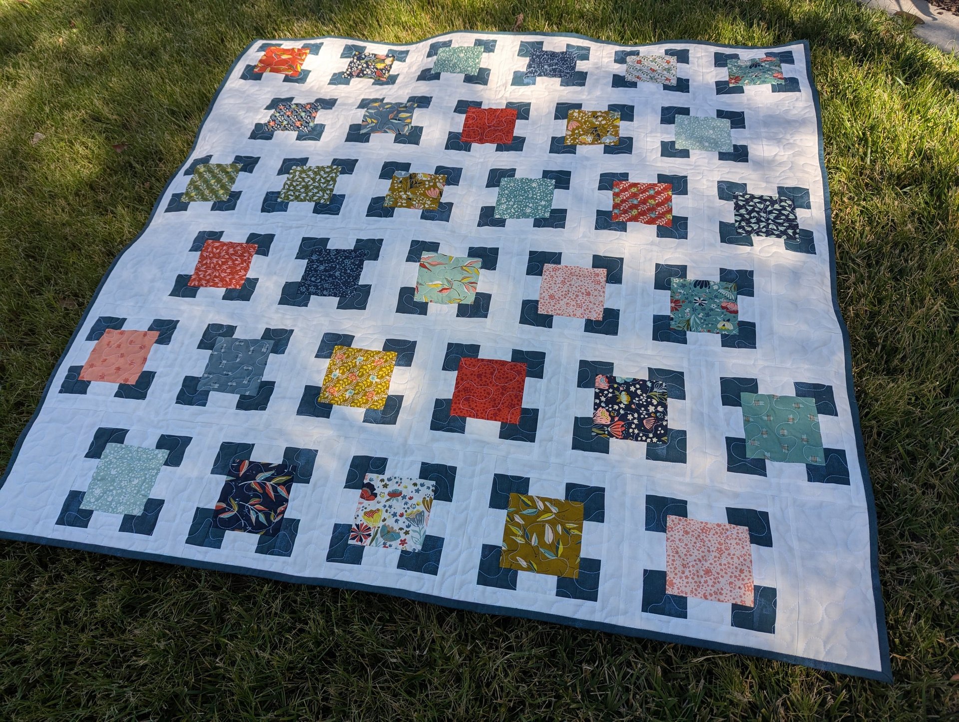 black and white bed linen