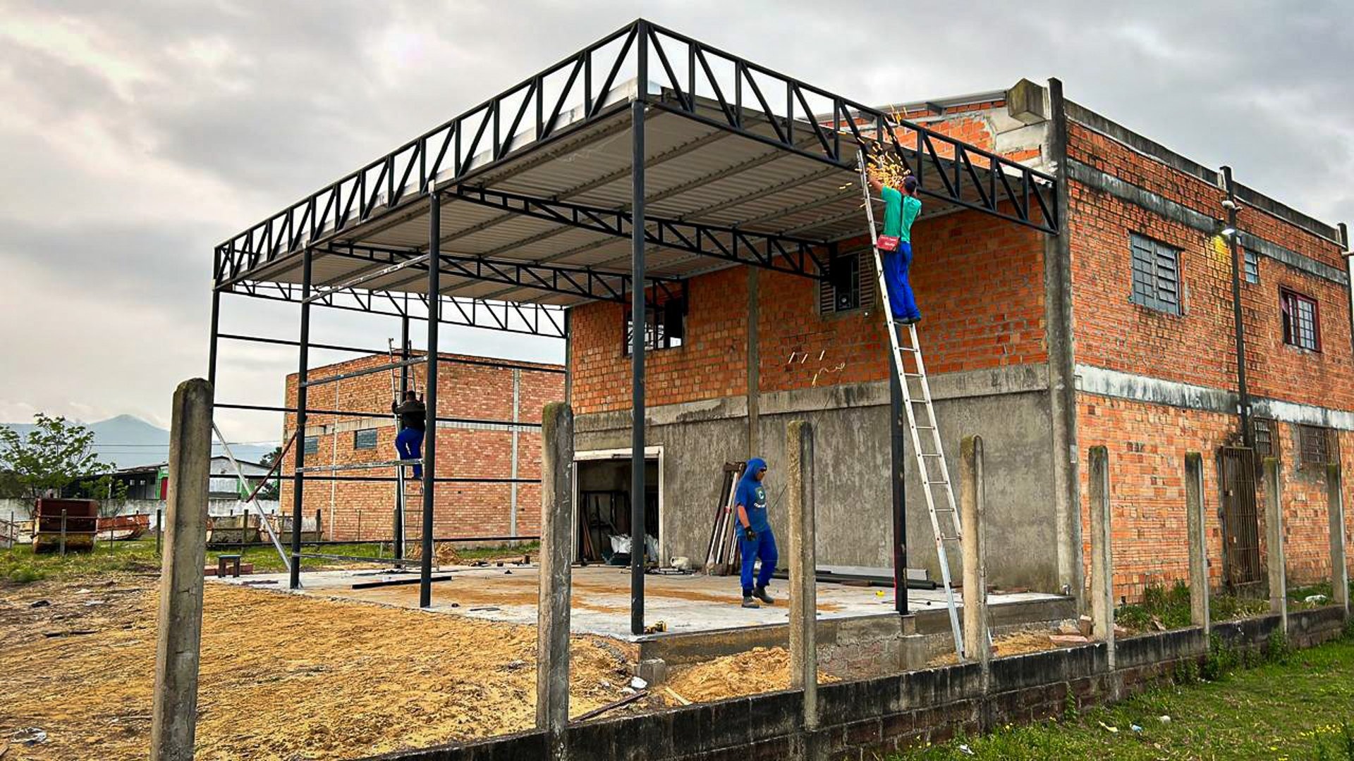 black blue and yellow textile