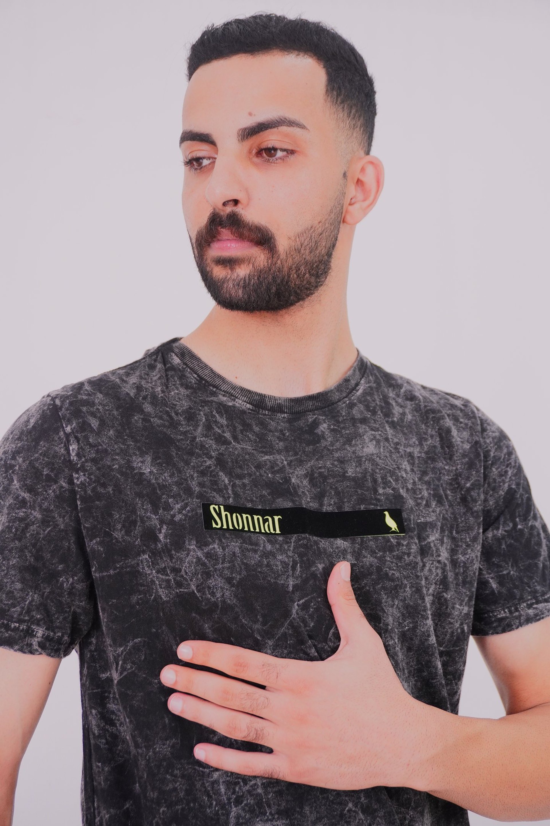 black and white bed linen