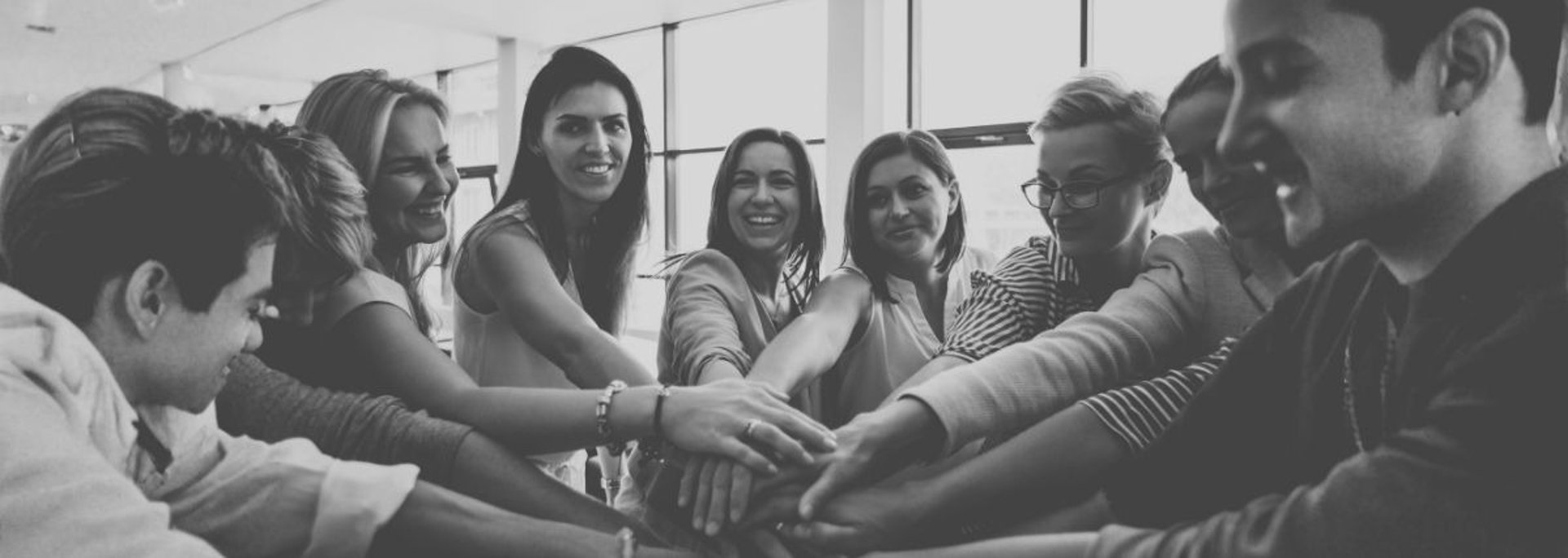 black and white bed linen