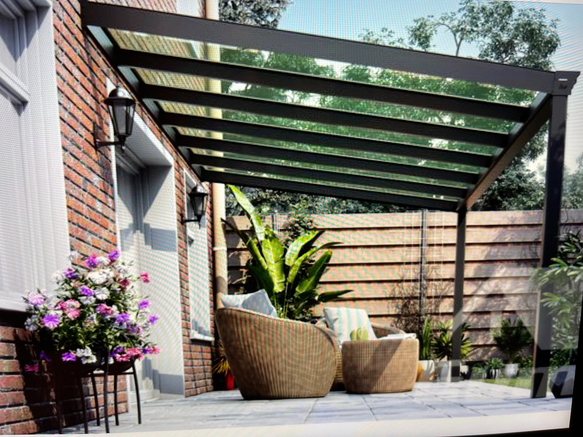 gray computer monitor