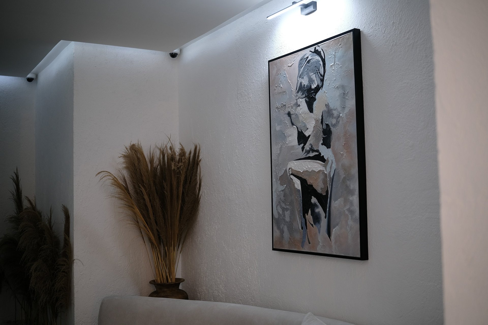 an island in the middle of a room