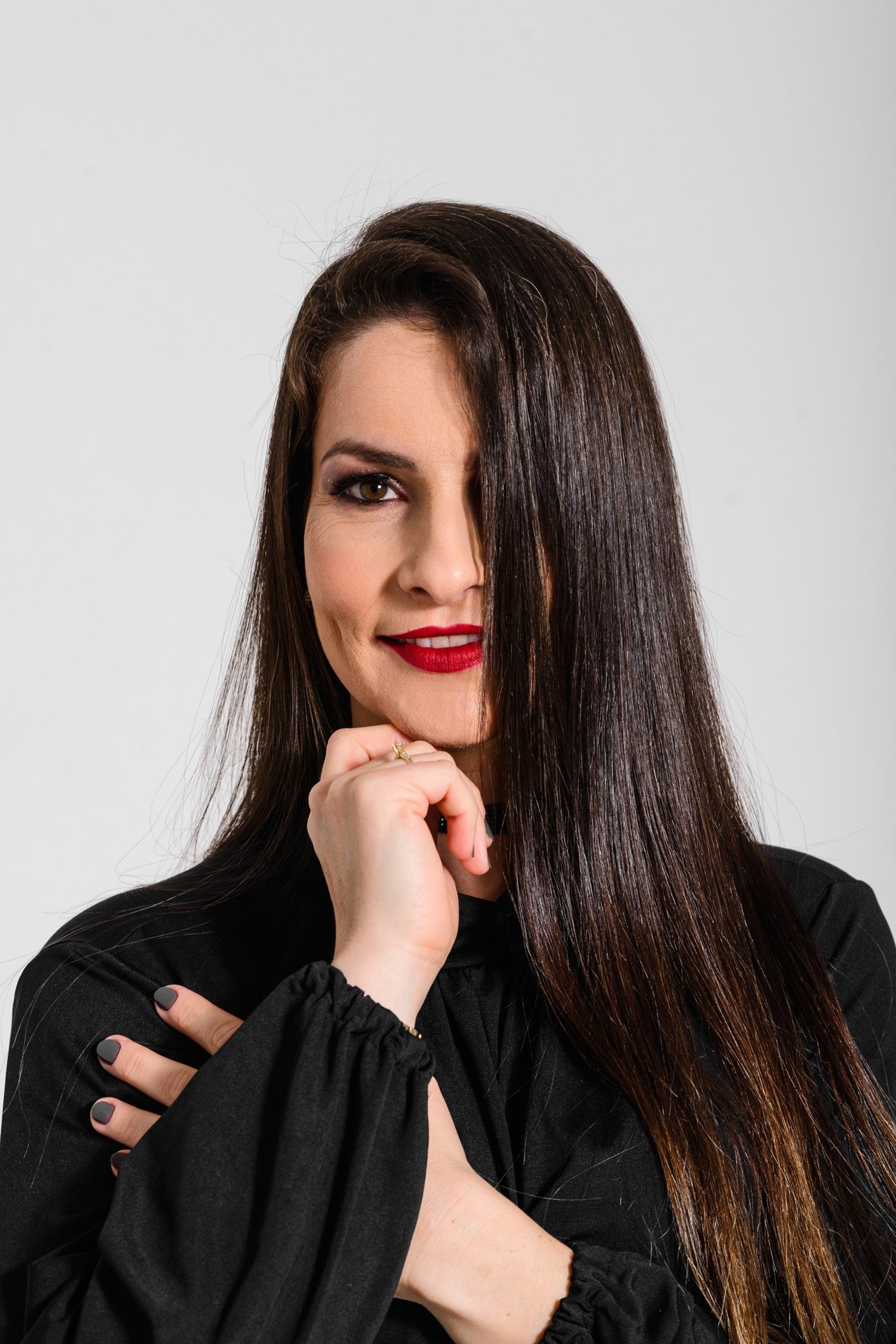 black and white bed linen