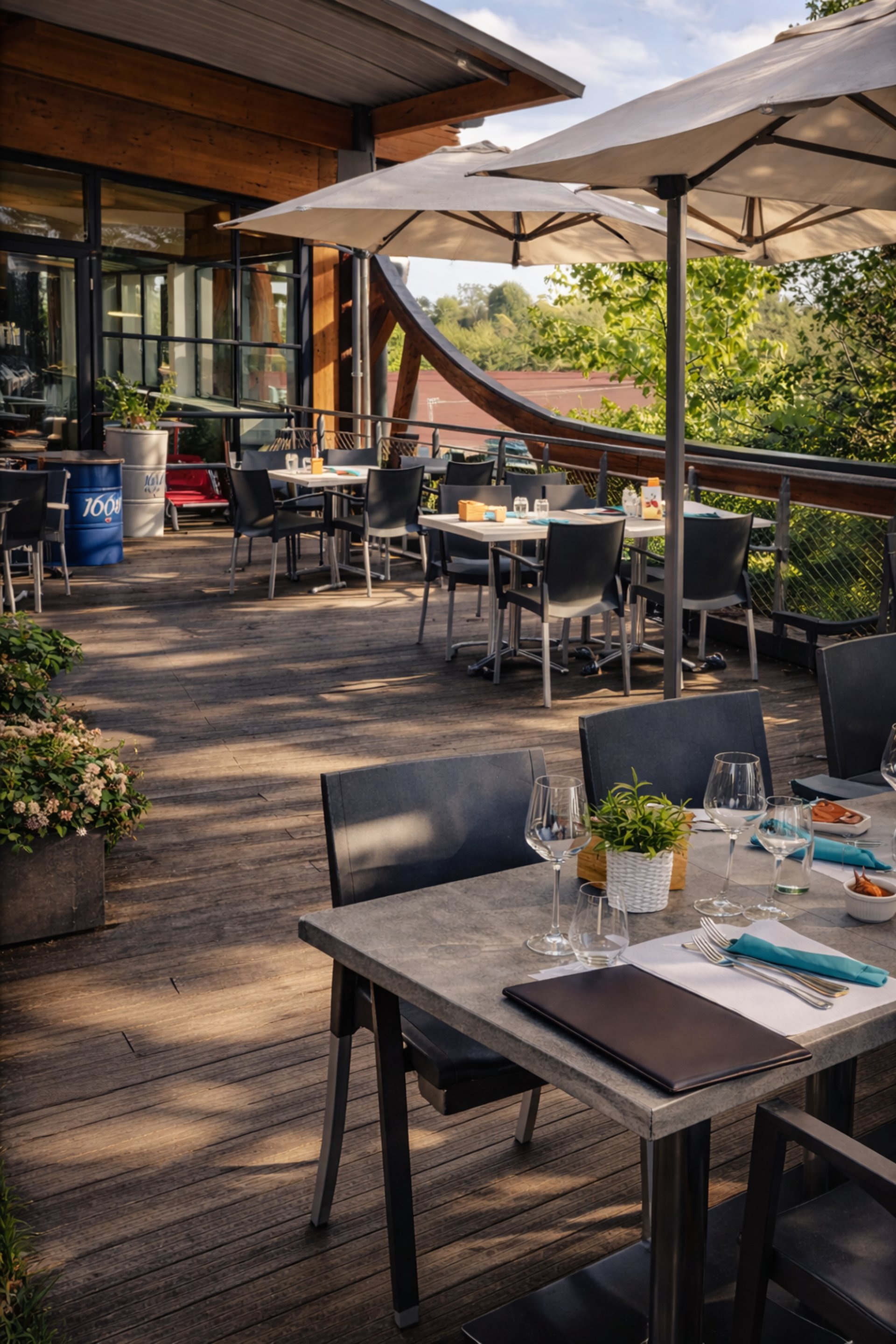 black and white bed linen