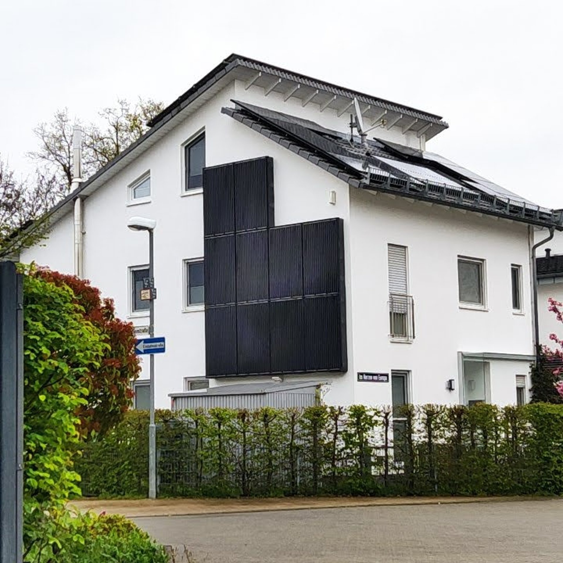 black and brown leather padded tub sofa