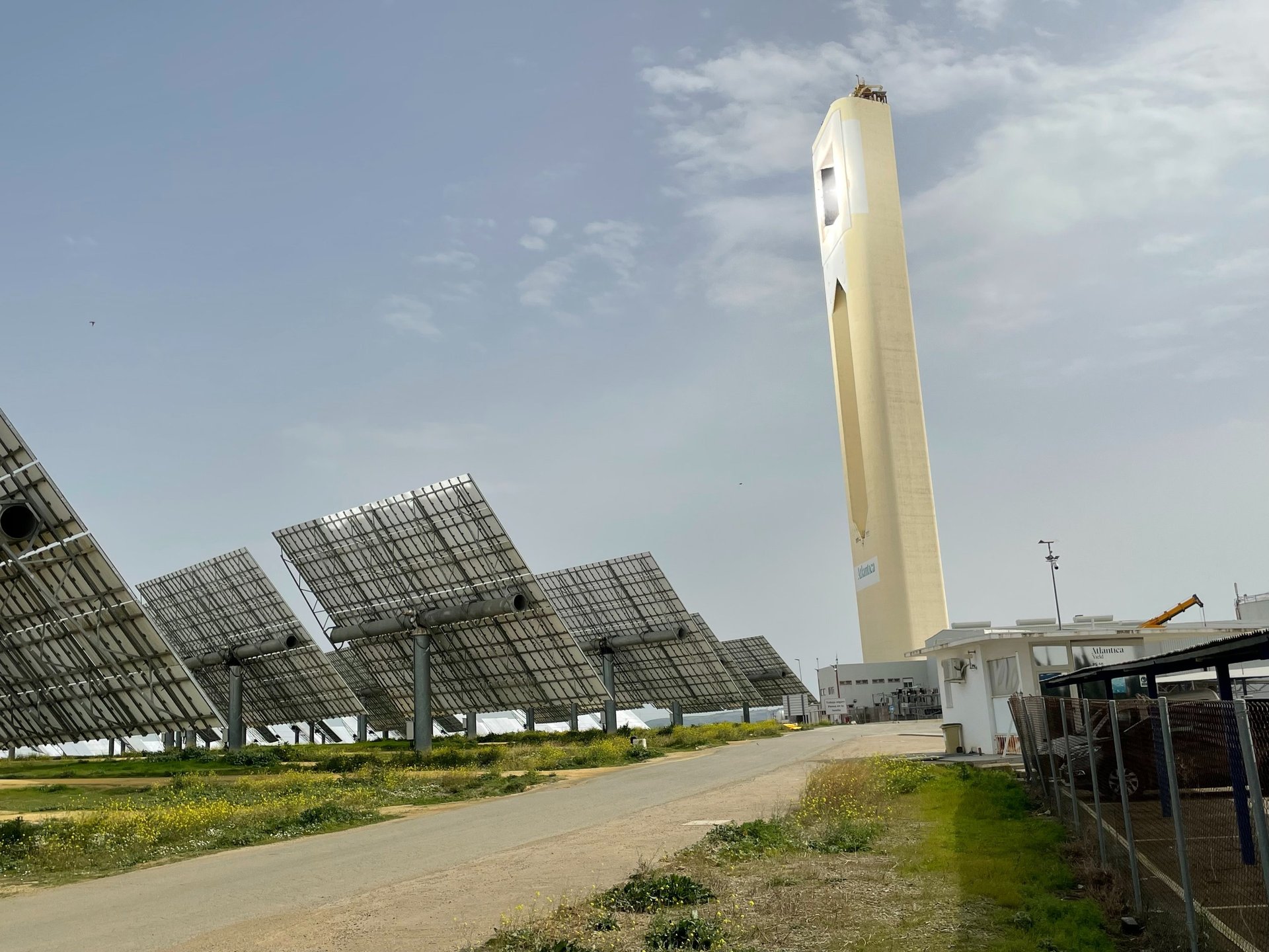 black and brown leather padded tub sofa