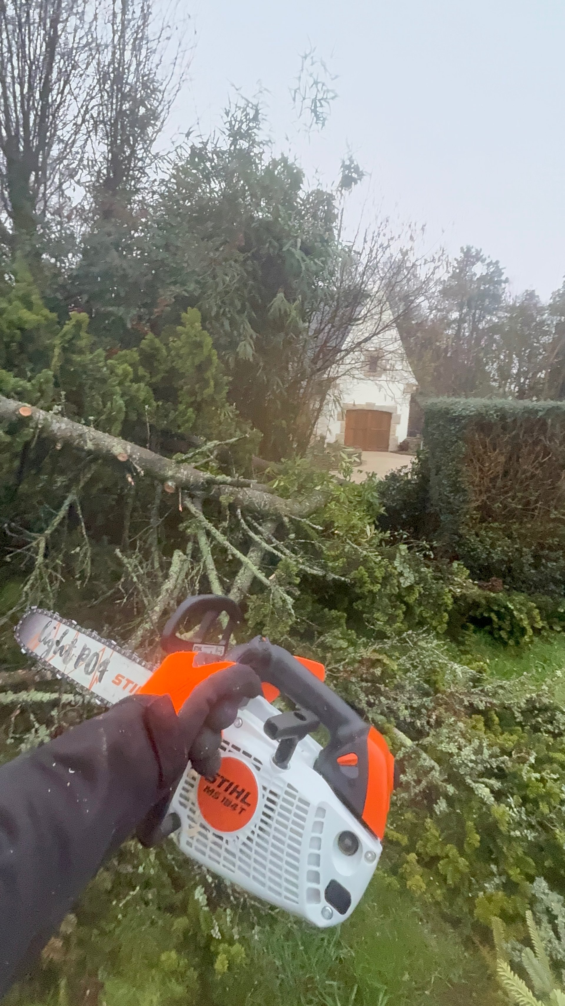 black and brown leather padded tub sofa