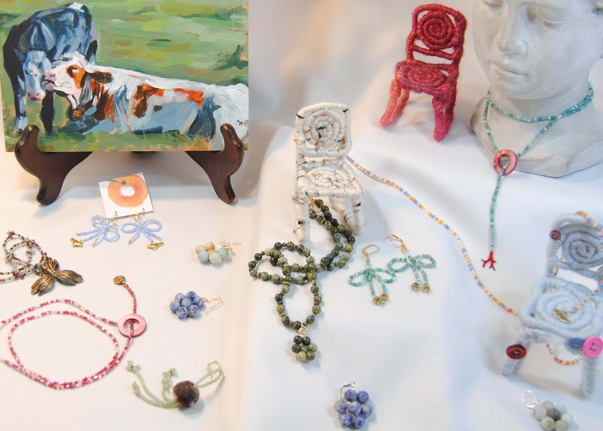 black and white bed linen