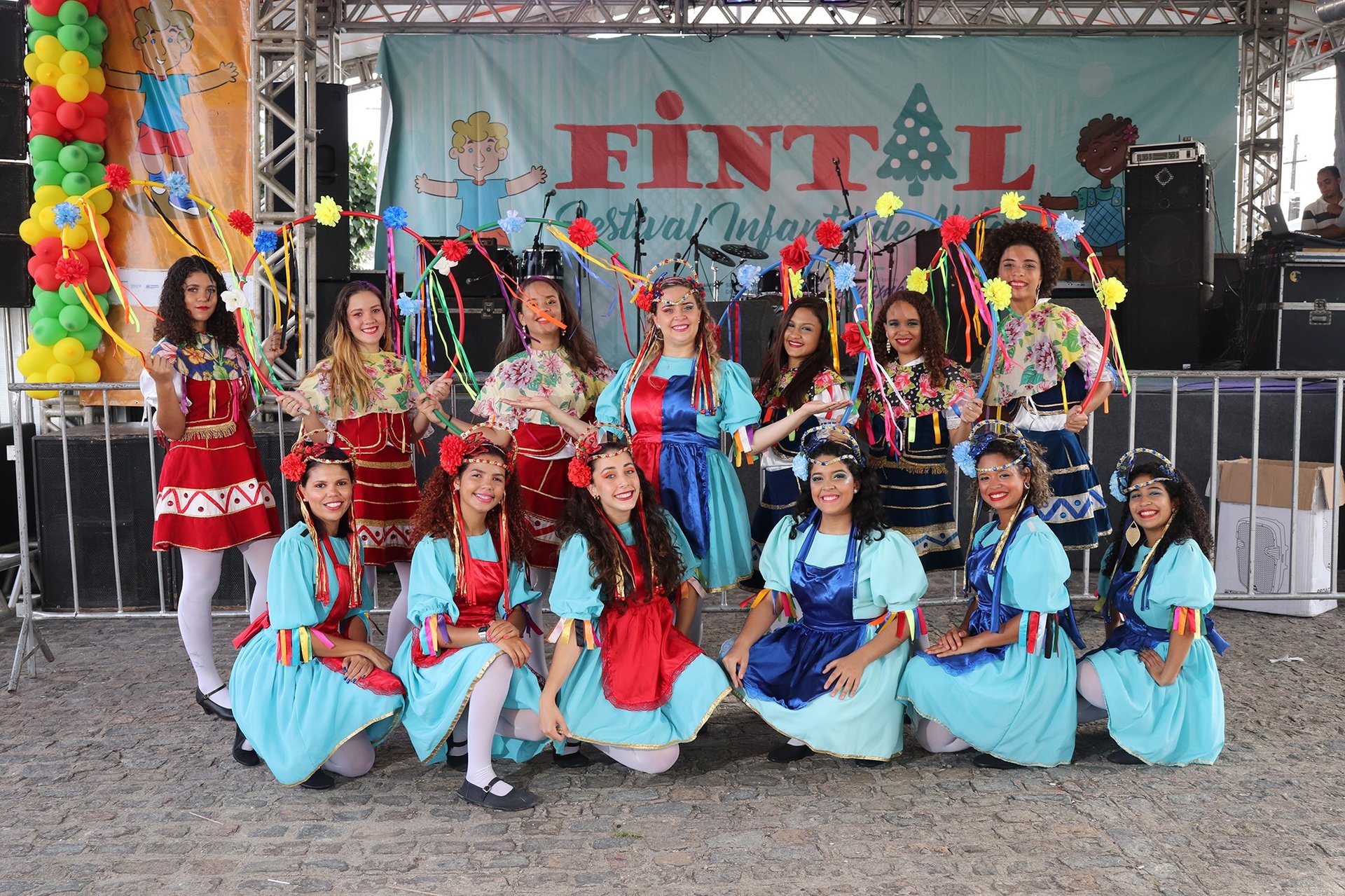 tilt selective photograph of music notes