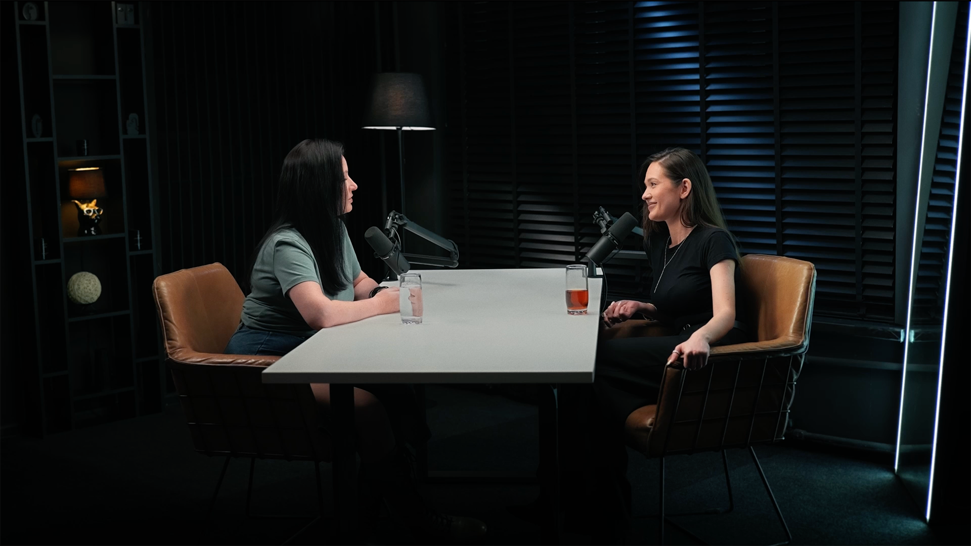 Цена подкаста за час аренды студии HellaGoodPro в Москве.