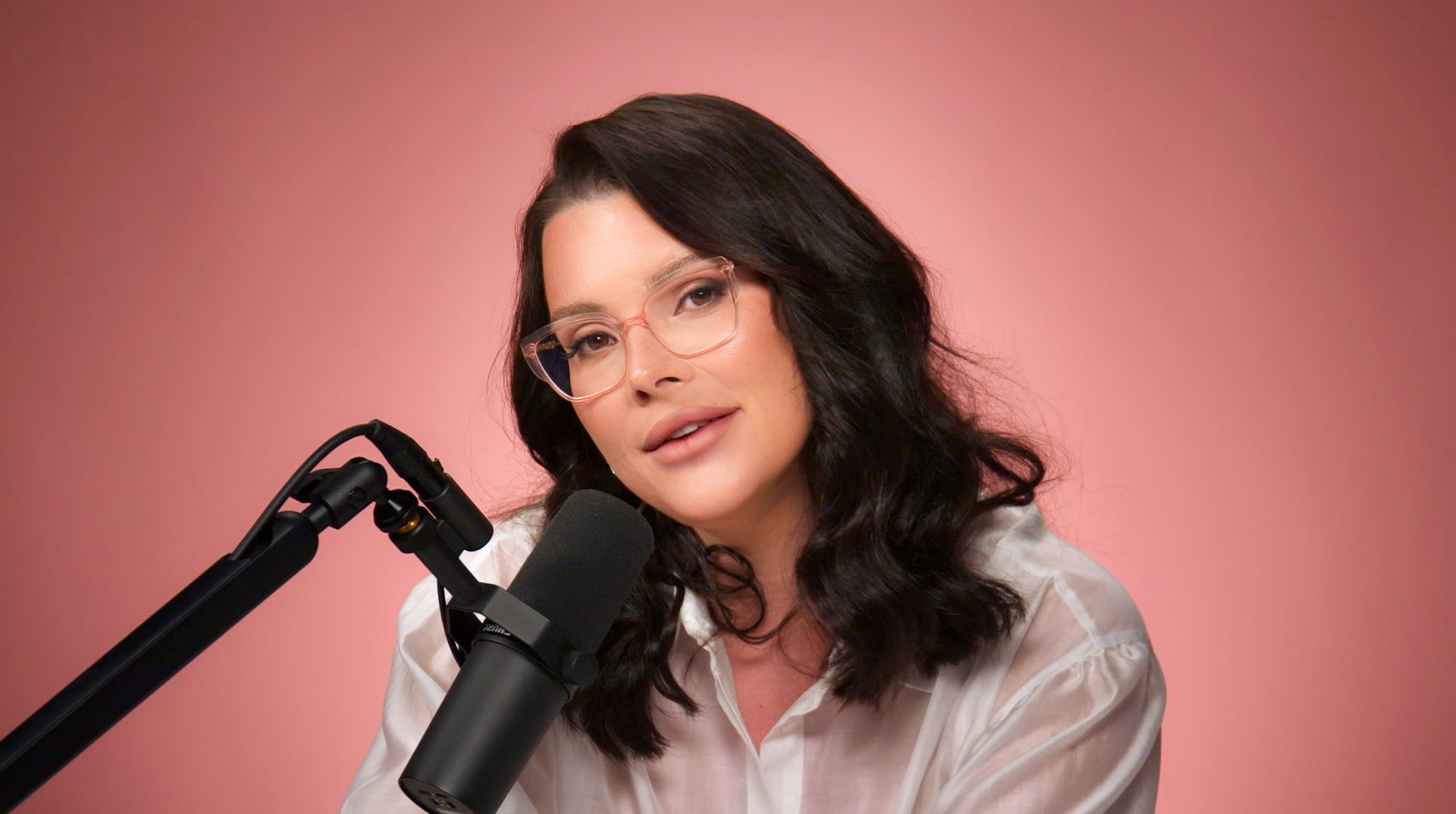 Студия для записи подкастов в аренду в Москве. Профессиональная видеостудия.