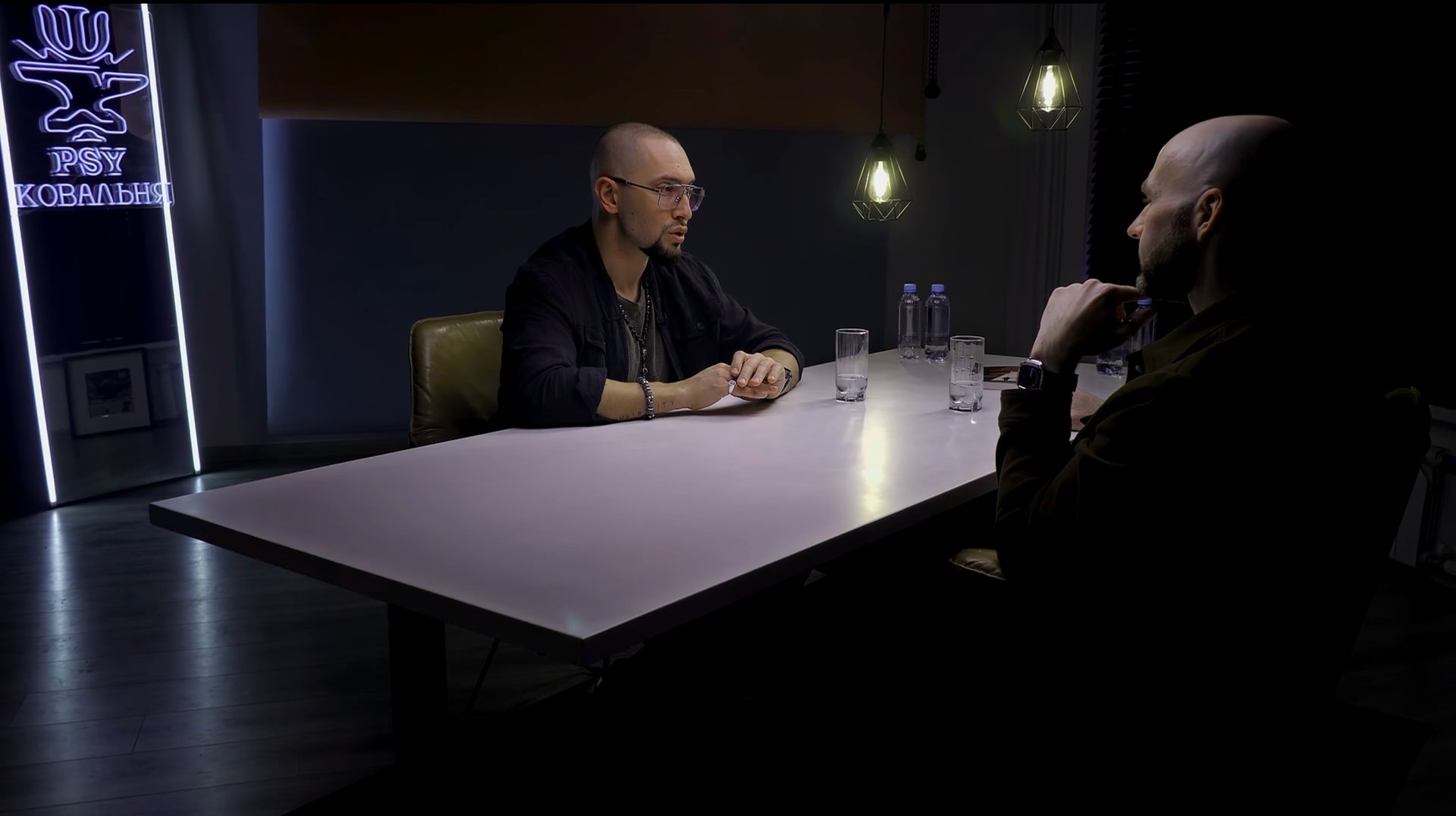 Студия подкастов Москва аренда. Современная студия для записи видео.