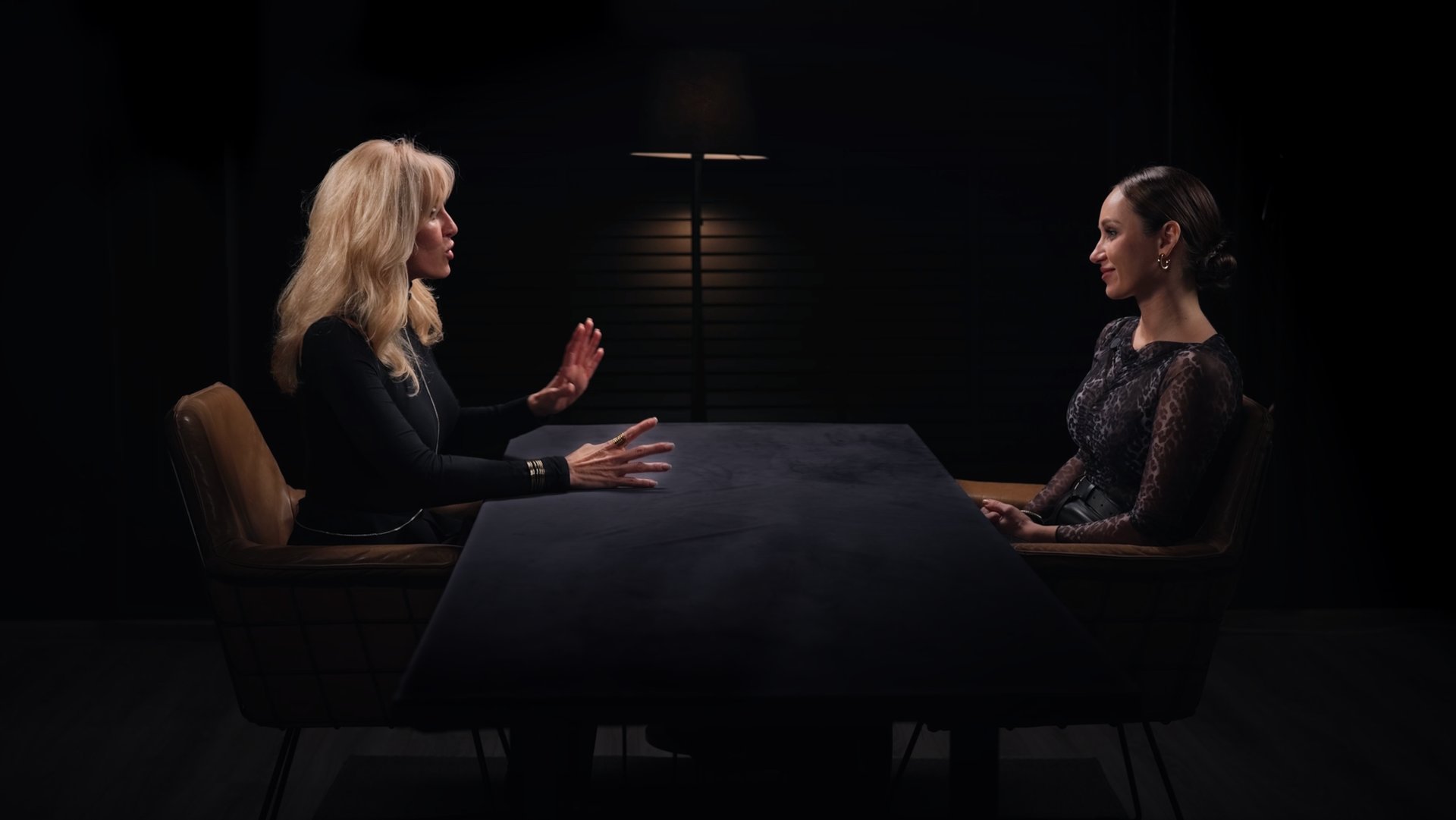 Студия для подкастов в Москве. Идеальное место для съемки интервью и подкастов.