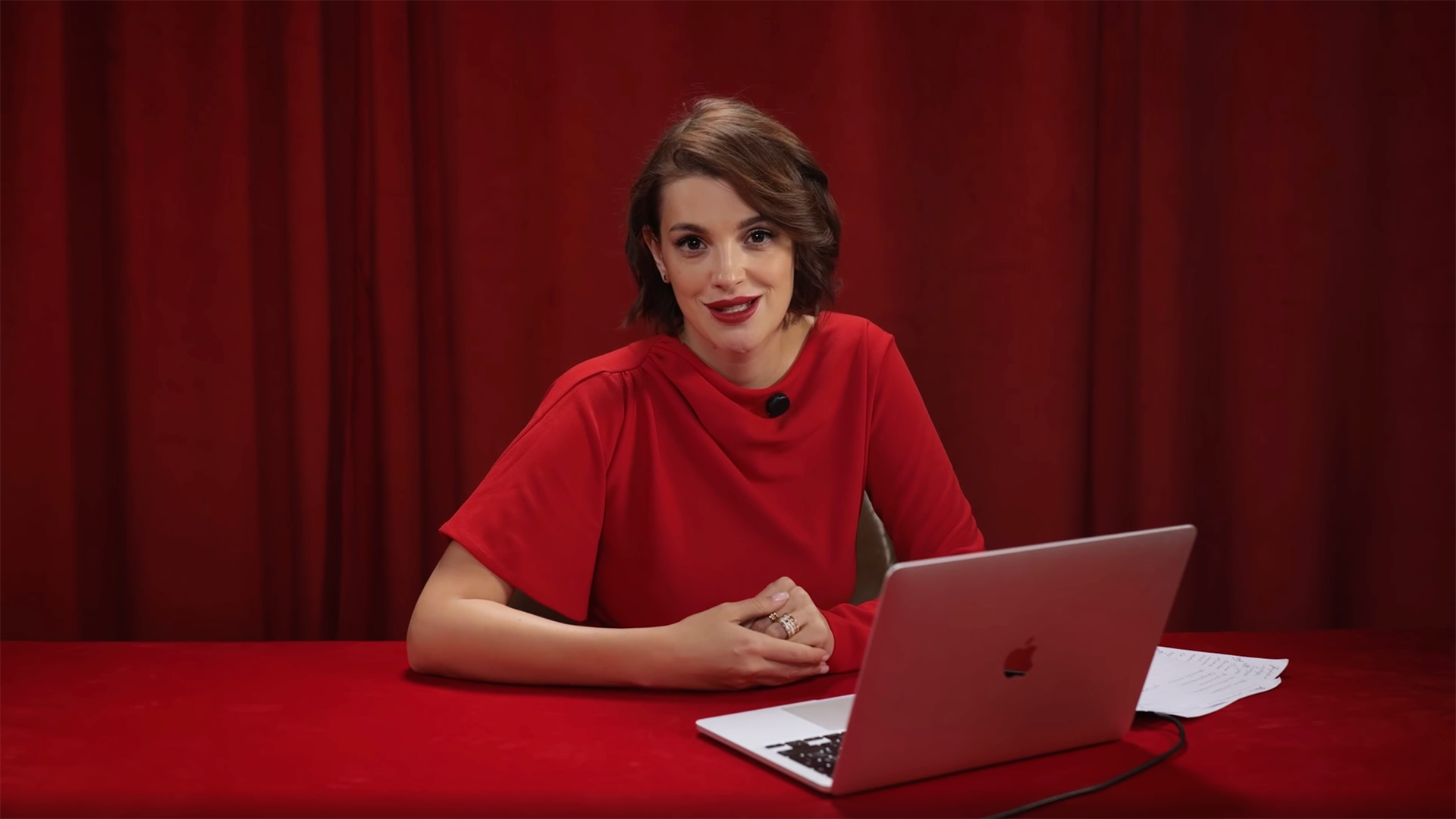 Аренда студии для записи подкаста с одновременным видеомонтажом #красноенакрасном