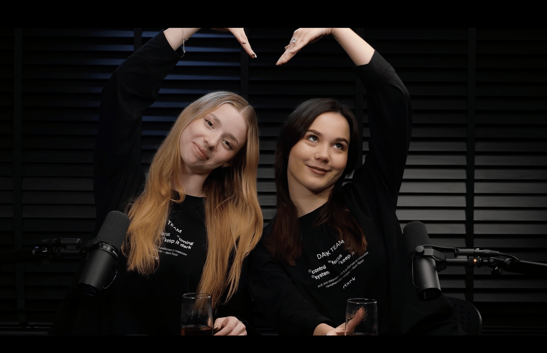 Профессиональная студия подкастов HellaGoodPro в Москве для аренды.