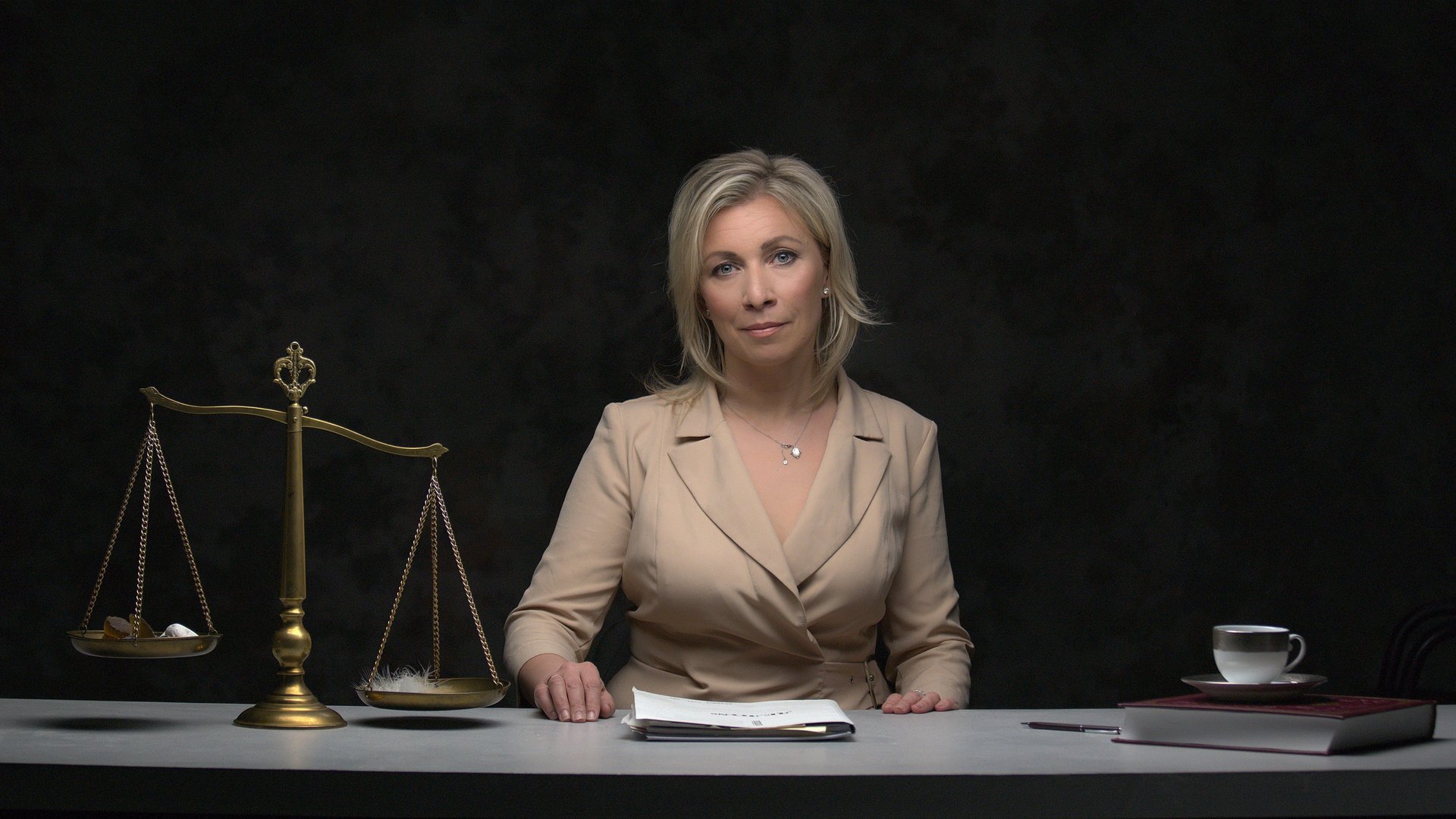 Аренда студии подкастов со светом, звуком и камерами. Все включено.