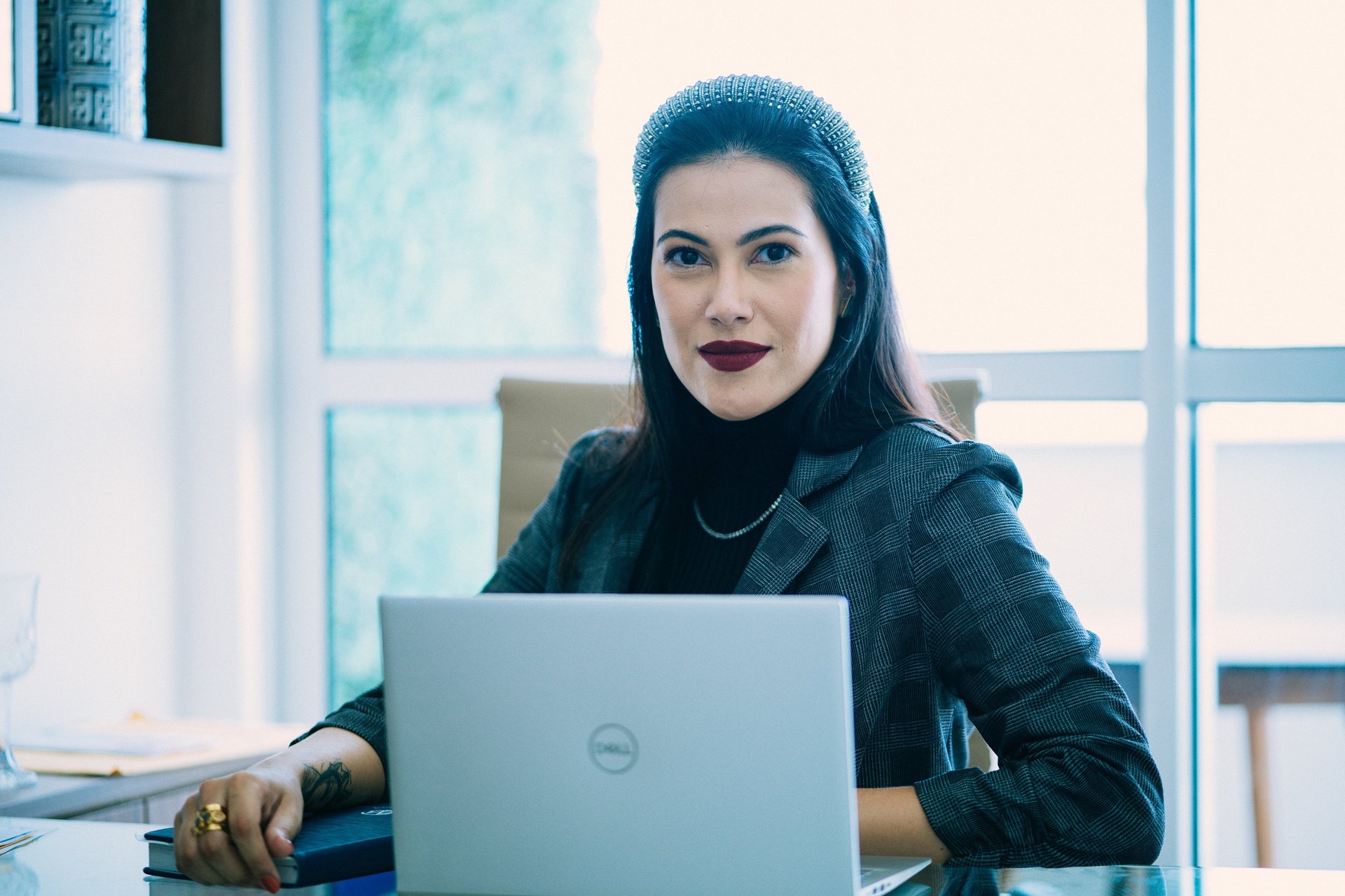 black and white bed linen