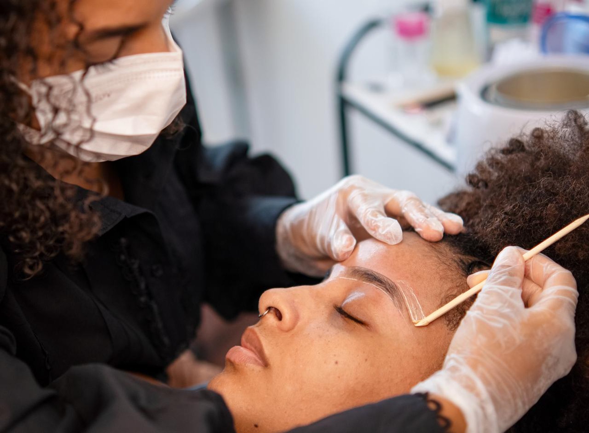 black and white bed linen