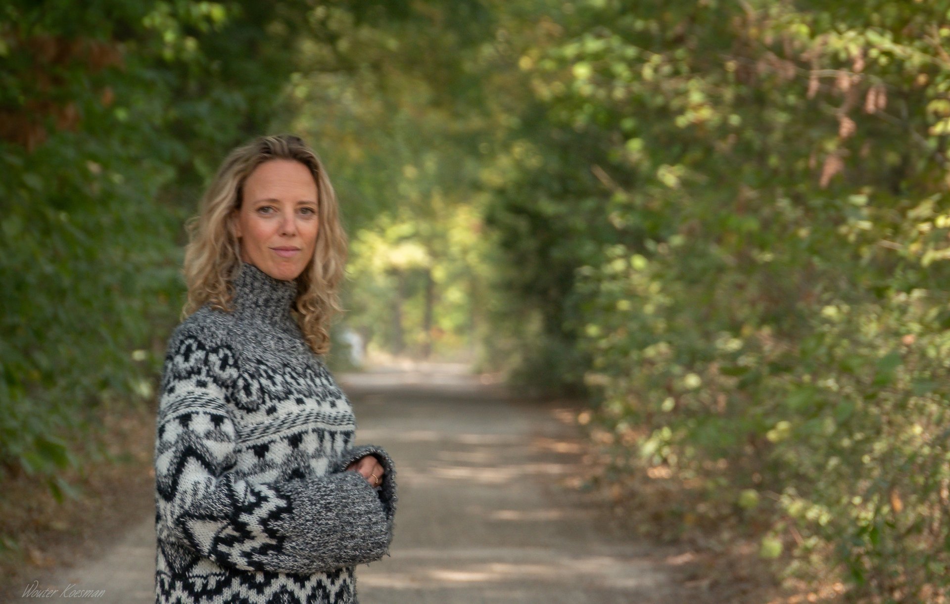 black and white bed linen