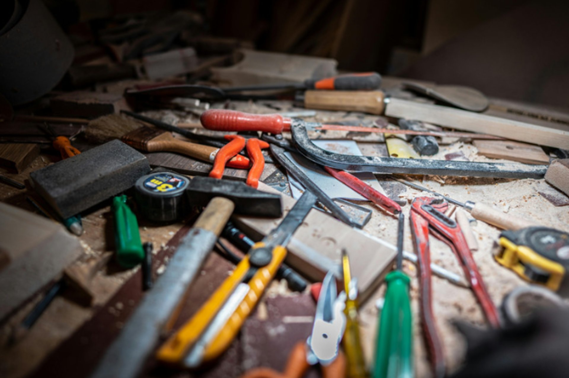 an abstract photo of a curved building with a blue sky in the background