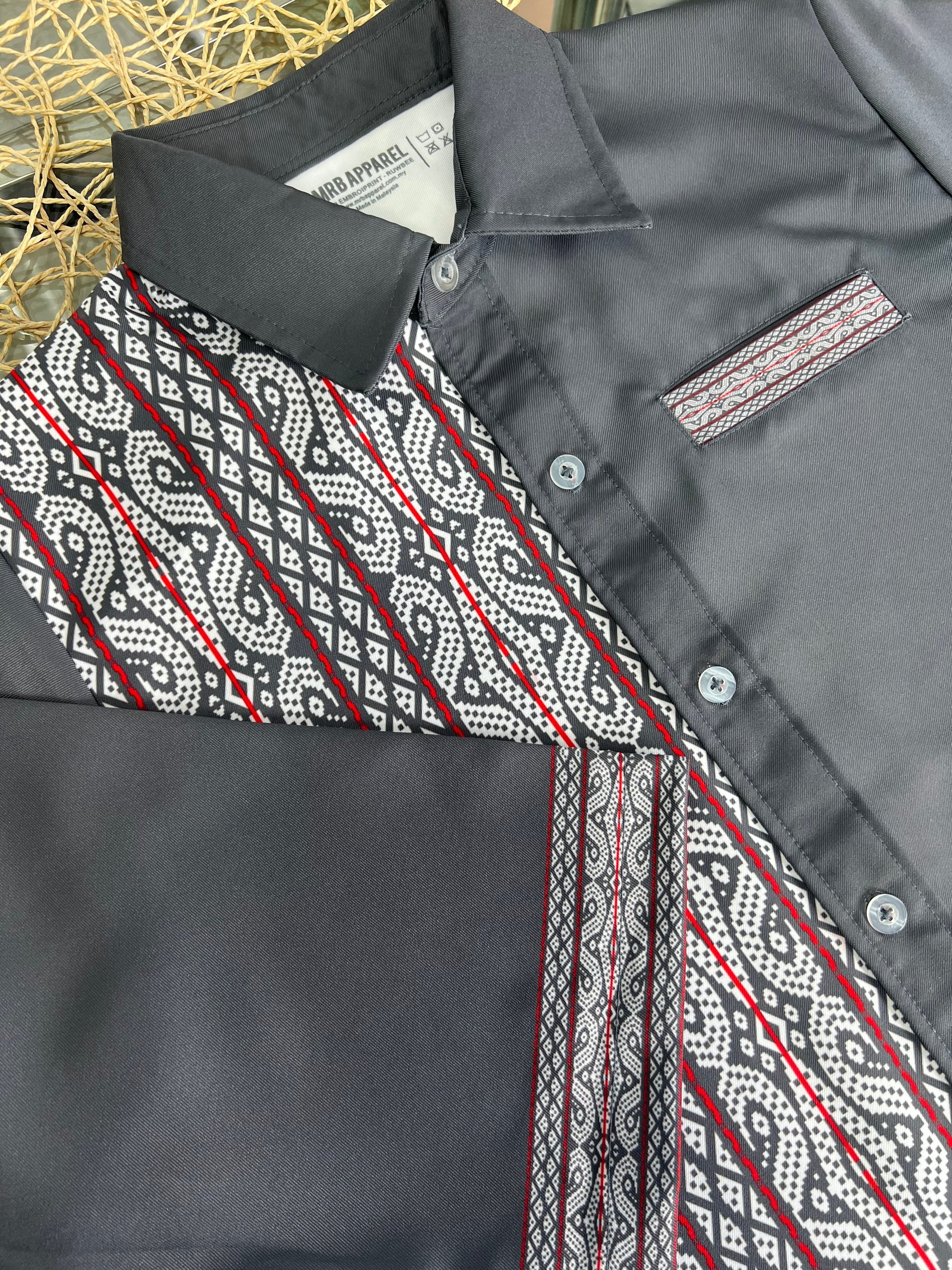 black and white bed linen