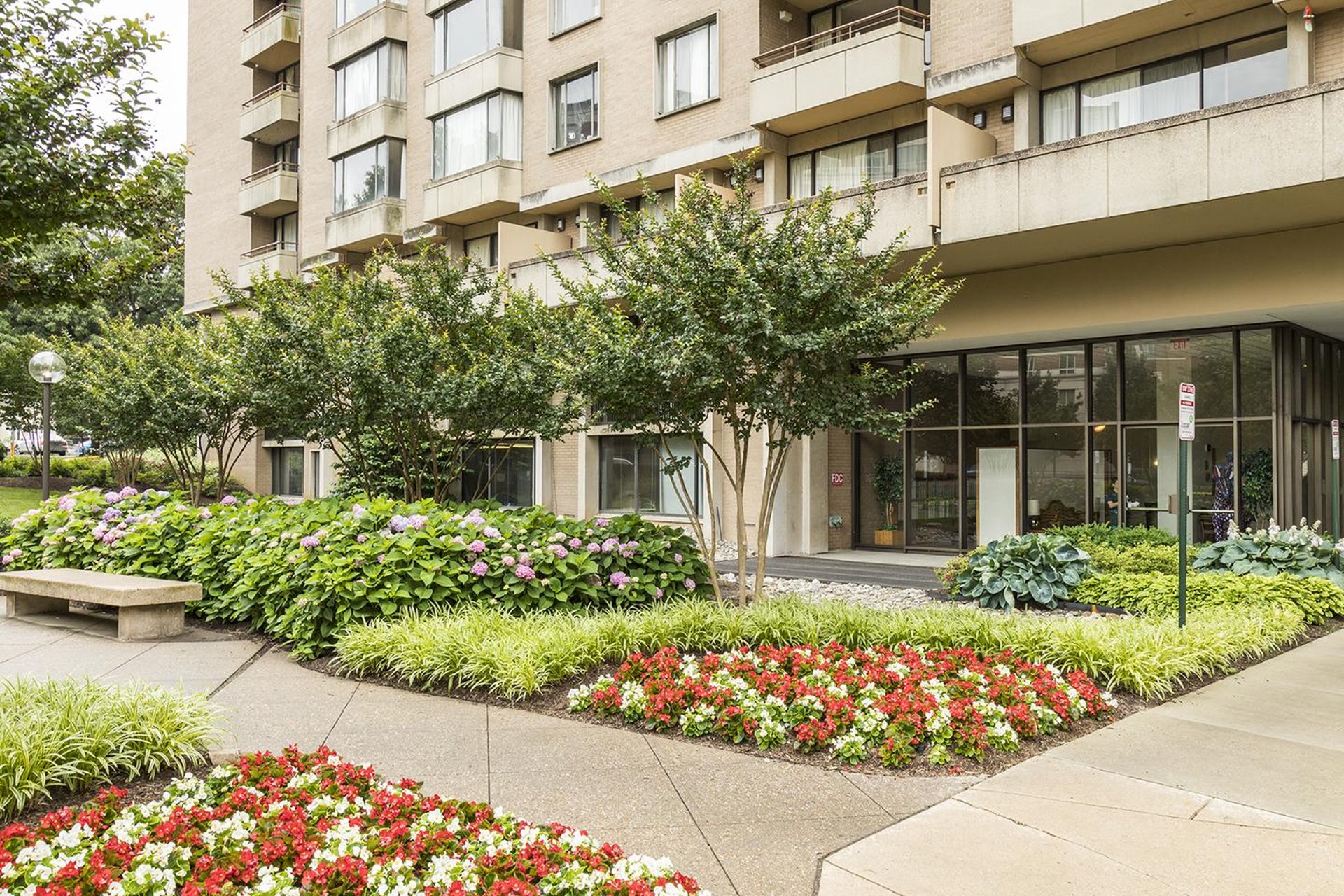 black and brown leather padded tub sofa