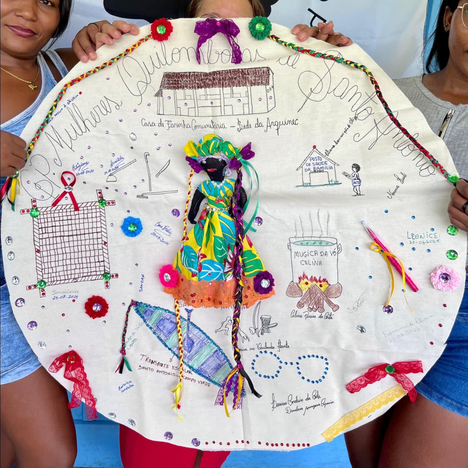 gray computer monitor