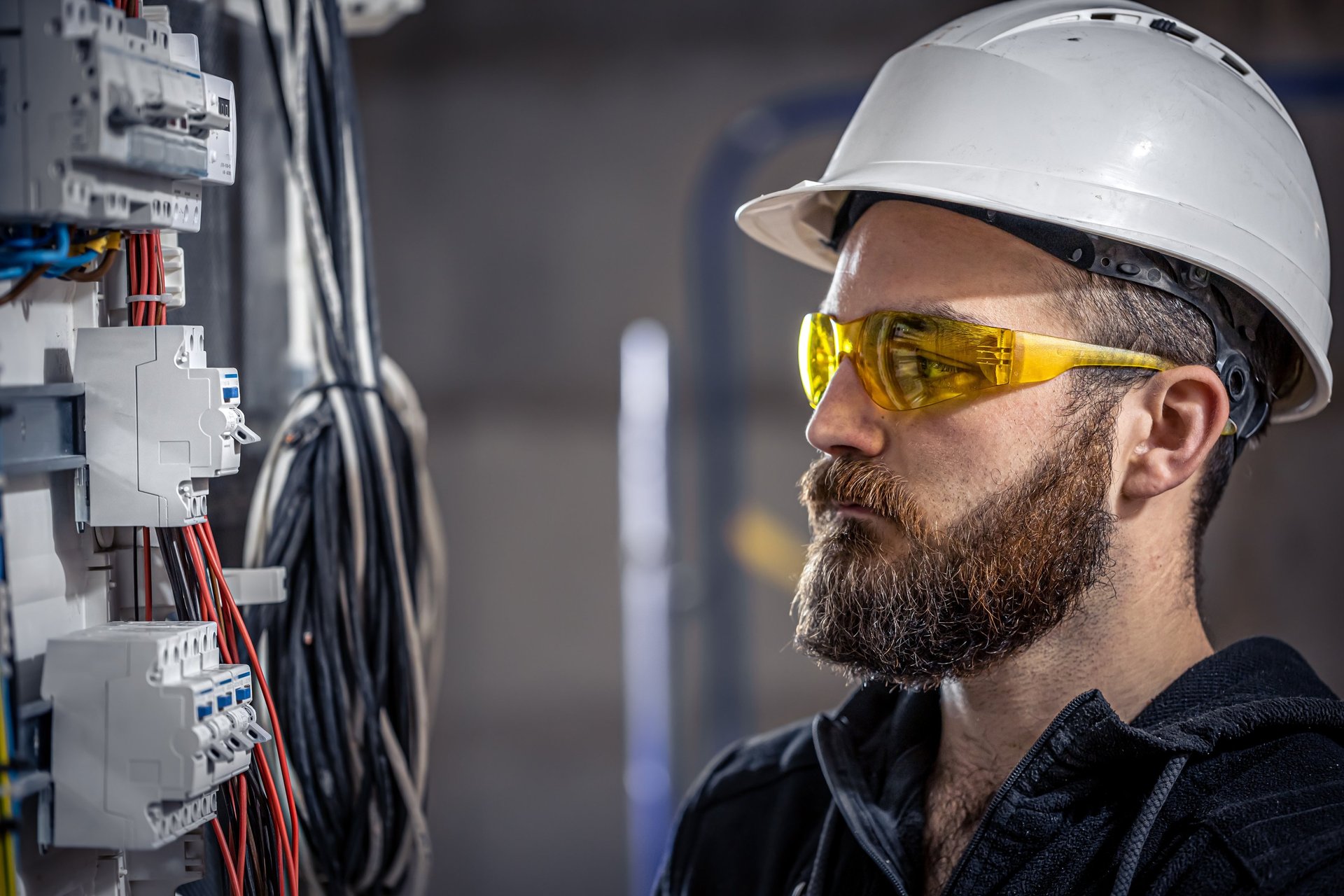 black and white bed linen