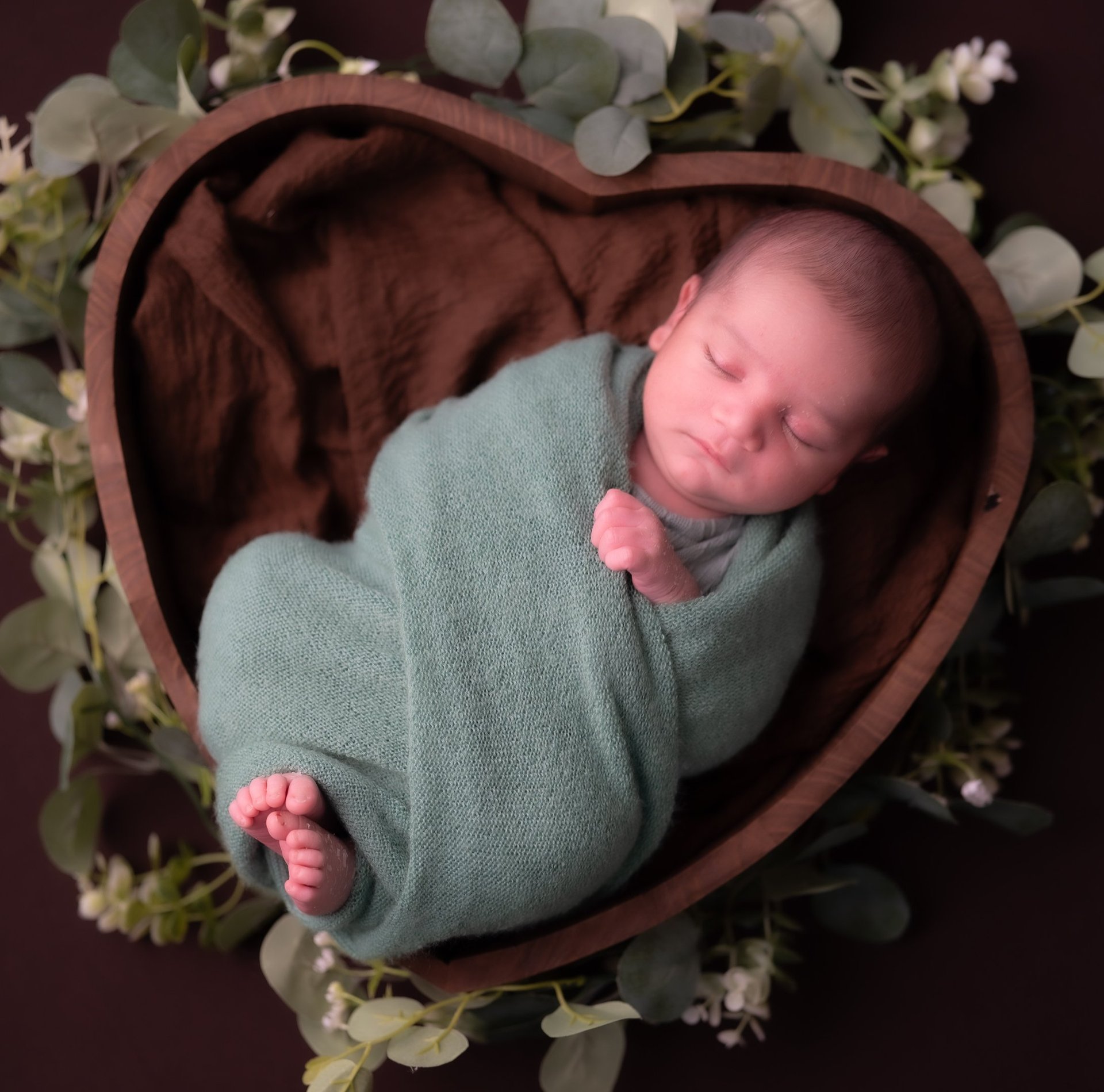 black and white bed linen