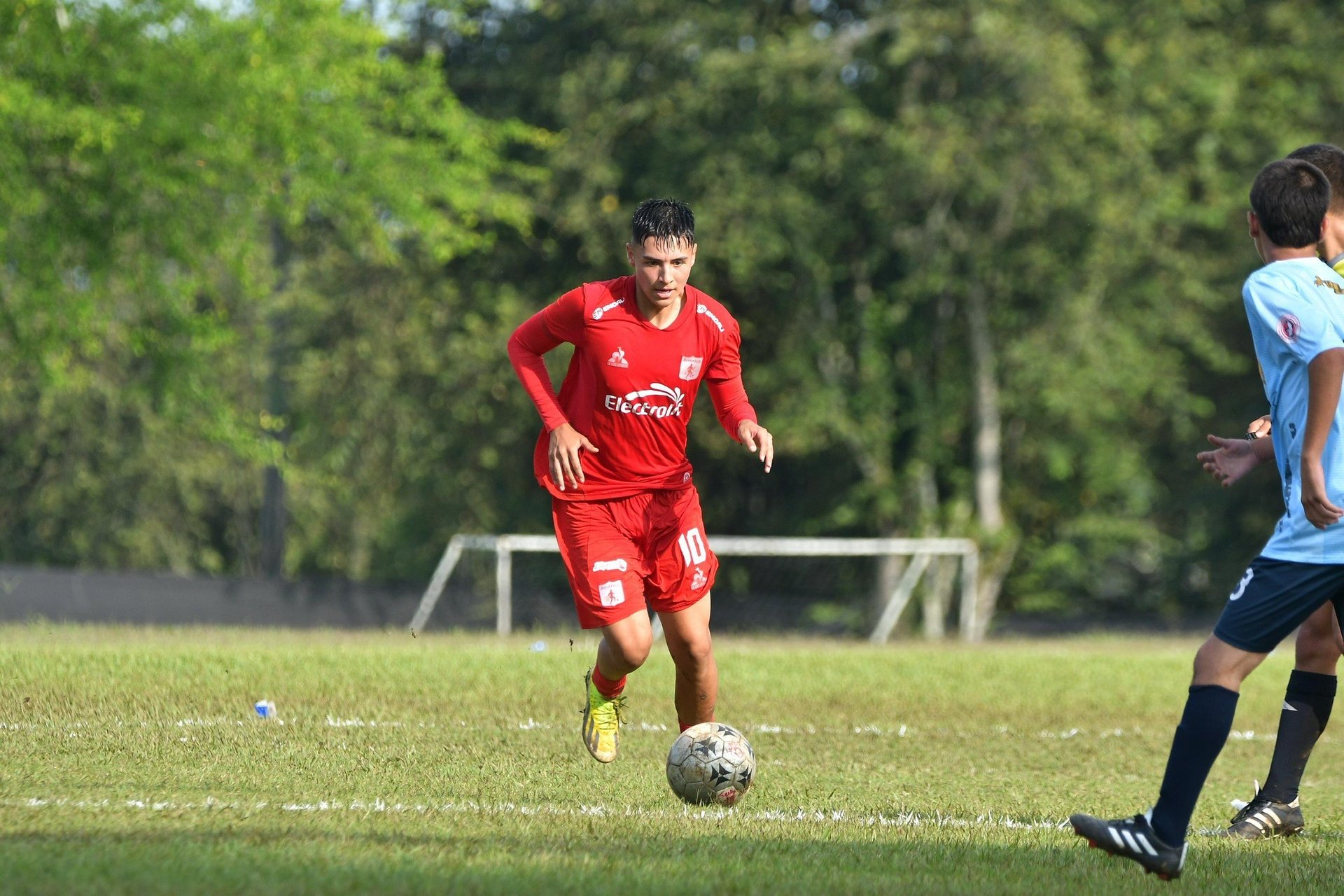 gray computer monitor